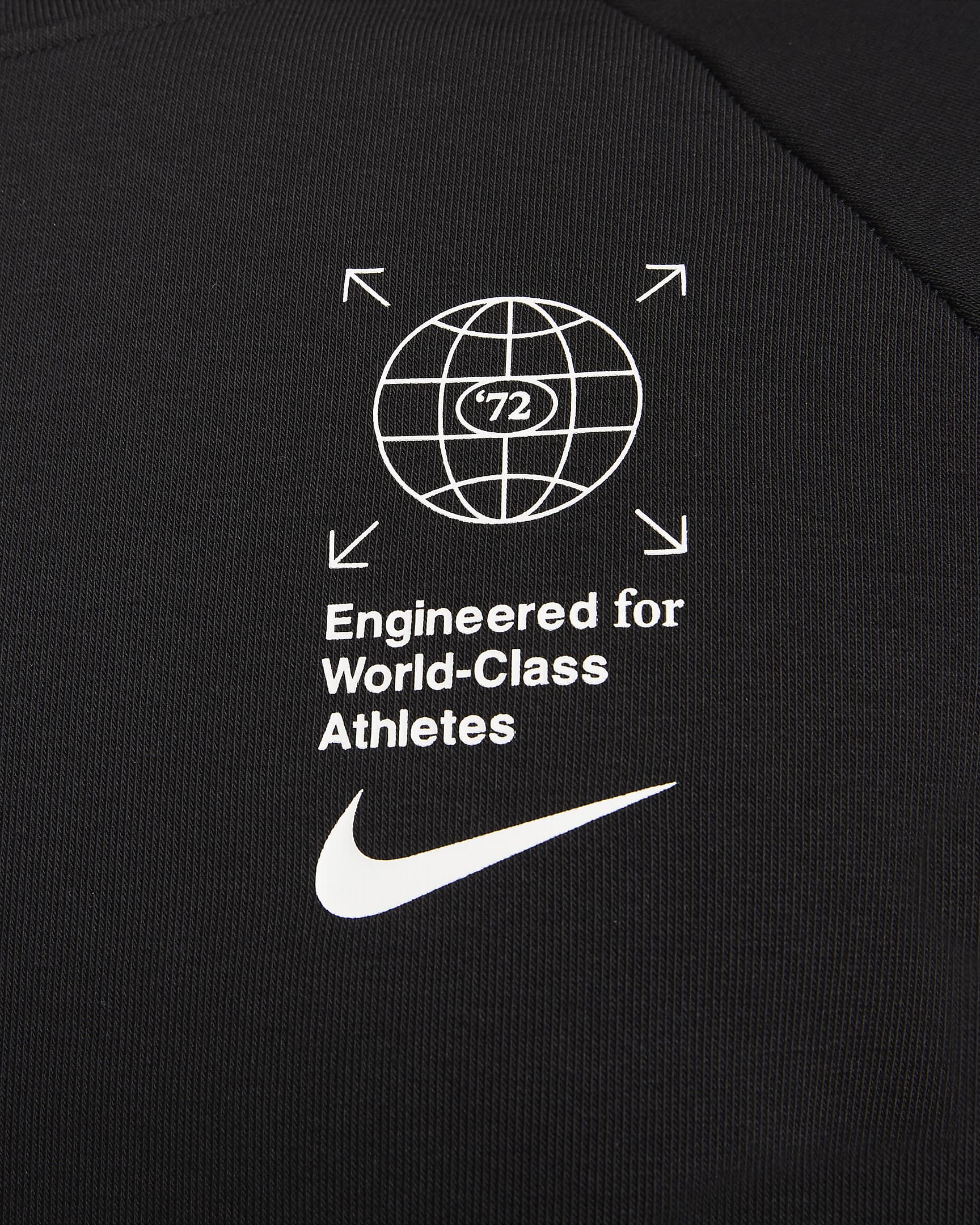 Nike DriFIT Men's Graphic Fitness Crew. Nike AE