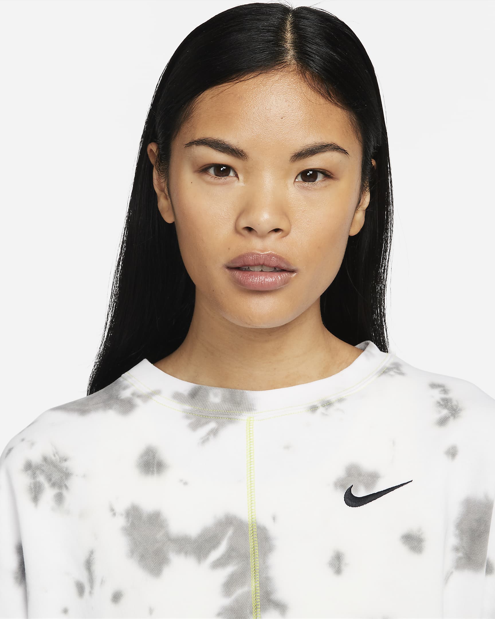 Nike Sportswear Women's Oversized Fleece TieDye Crew Sweatshirt. Nike HR