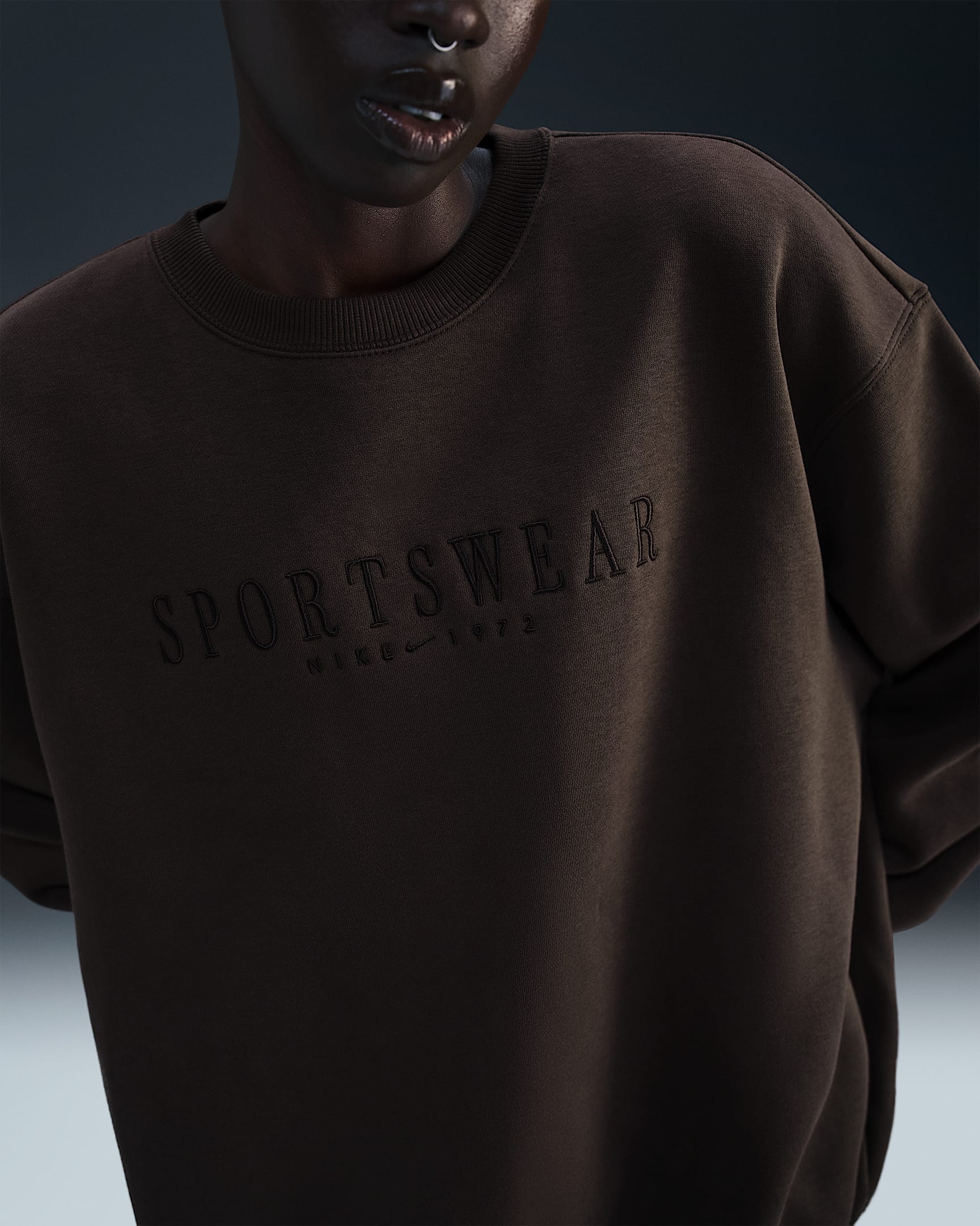Nike Sportswear Phoenix Fleece Women's Oversized Crew-Neck Sweatshirt - Baroque Brown/Velvet Brown