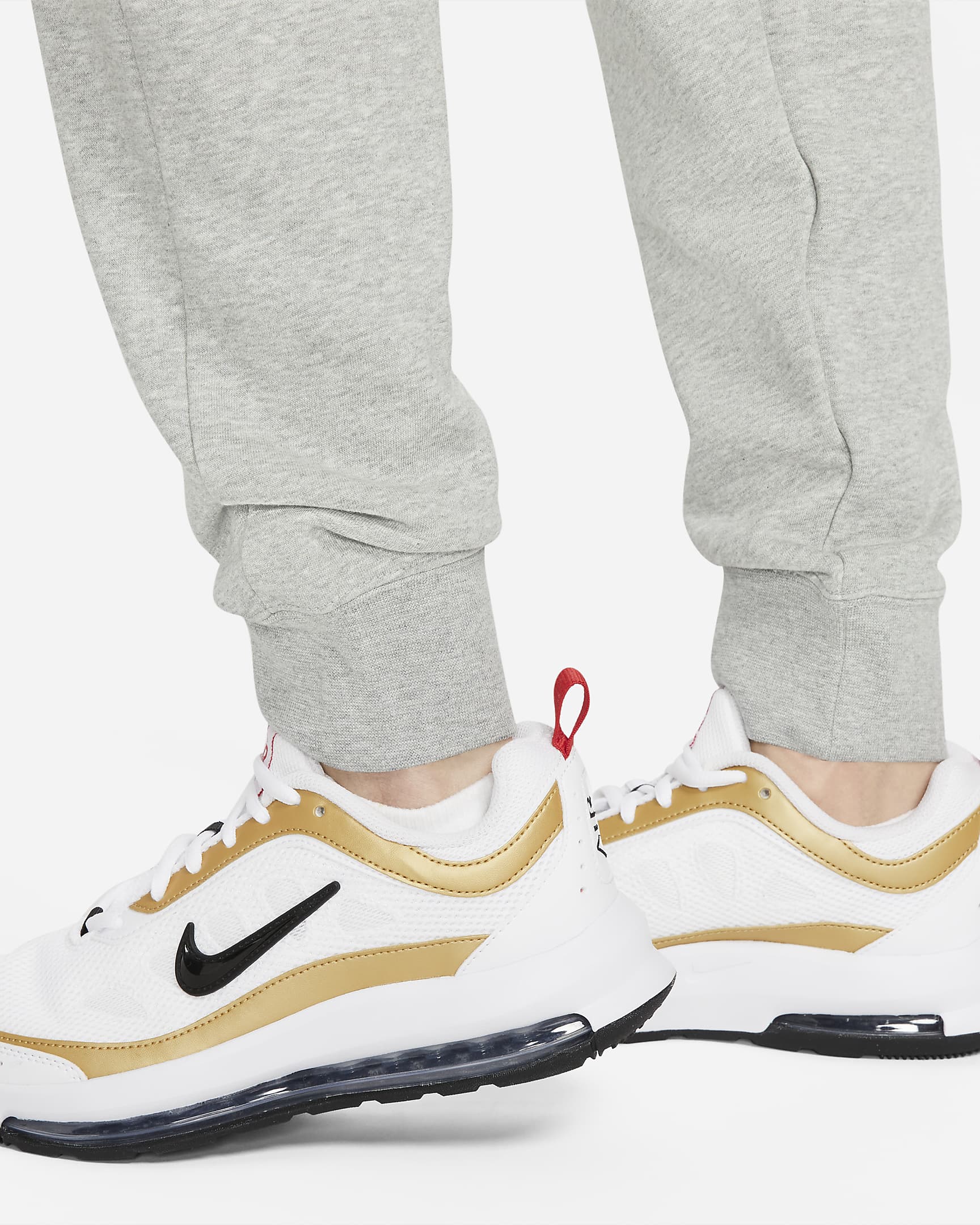 Nike Sportswear Club Fleece Women's MidRise Joggers. Nike LU