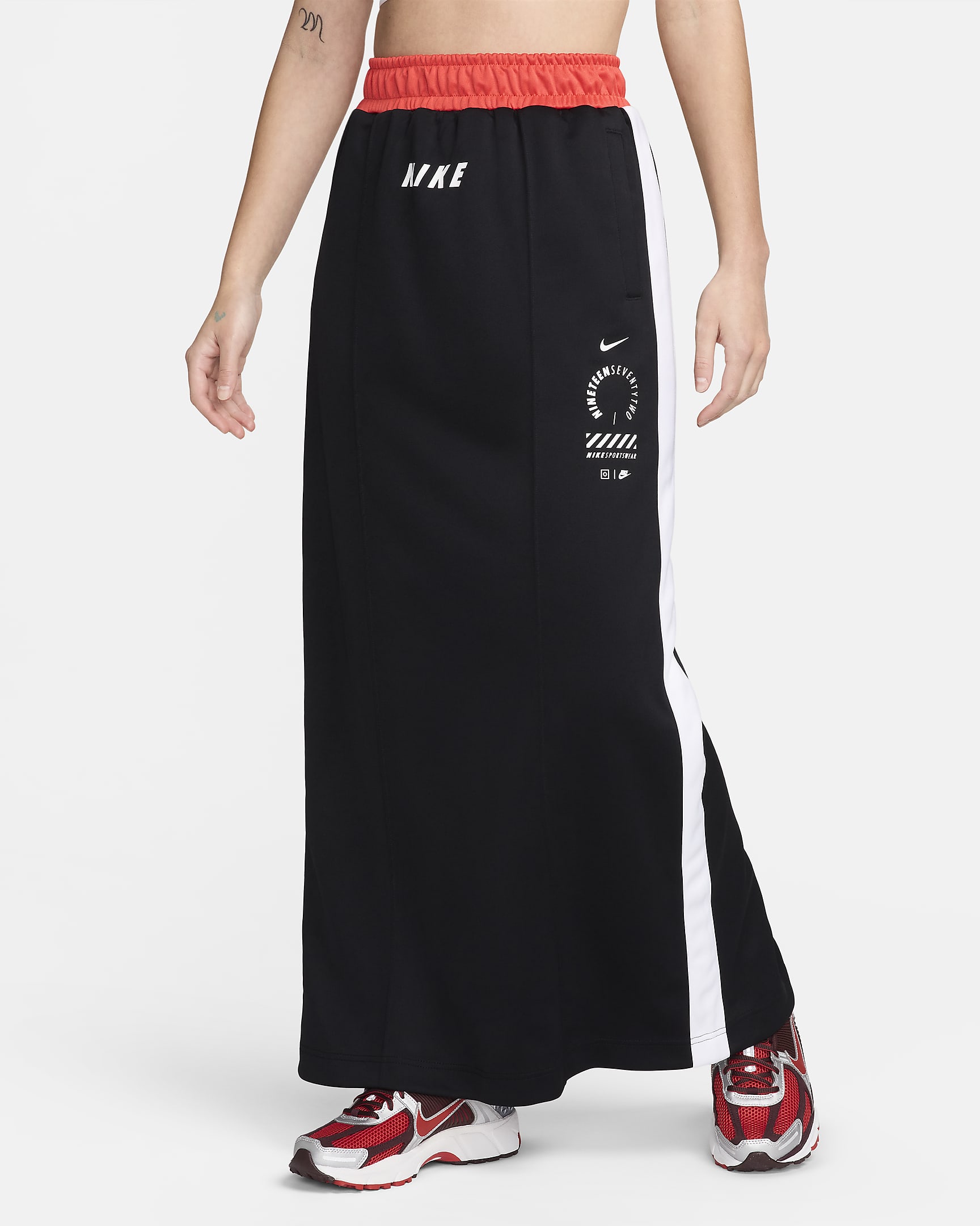 Nike Sportswear Women's Skirt - Black/Light Crimson/White