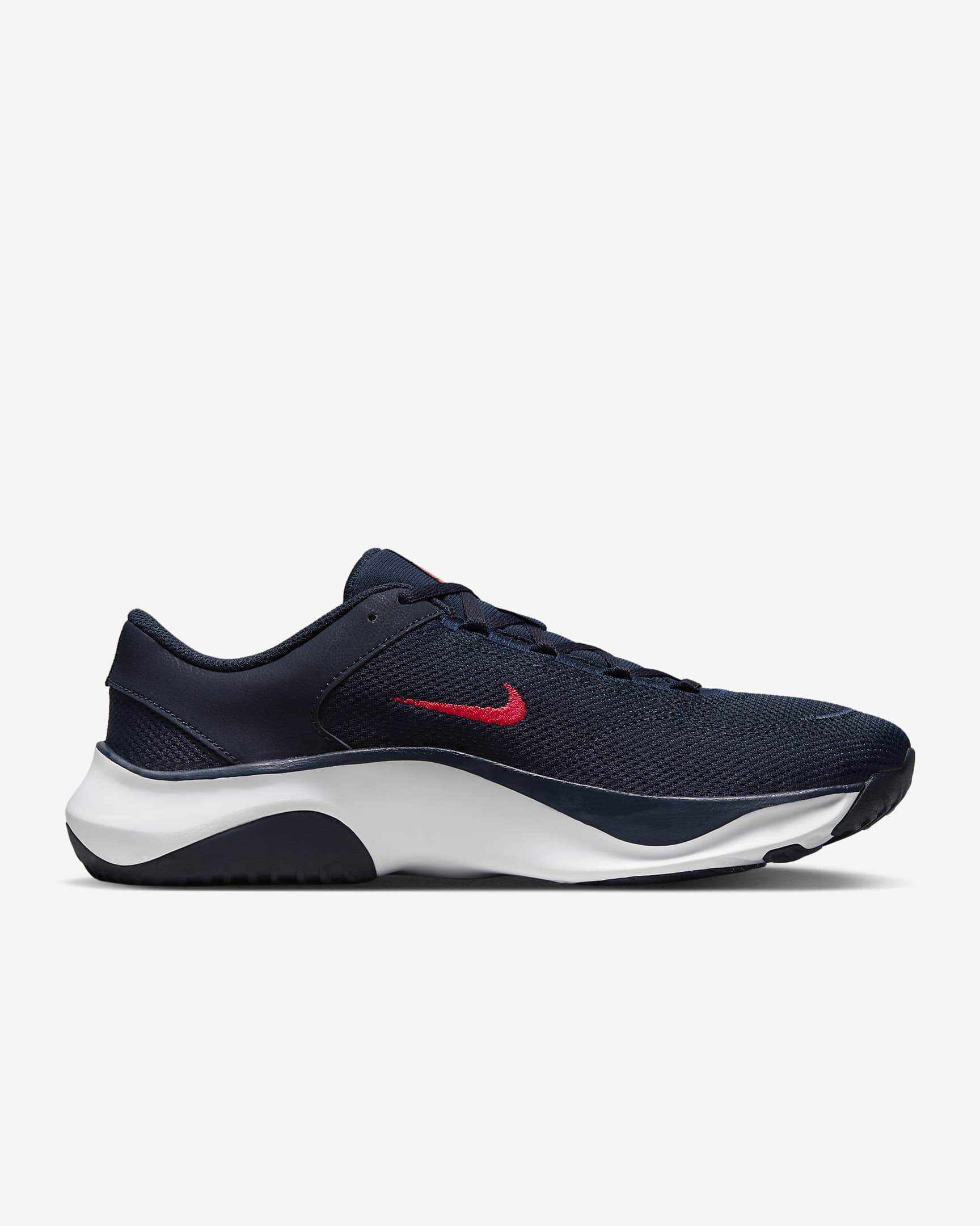 Nike Legend Essential 3 Next Nature Men's Workout Shoes. Nike LU