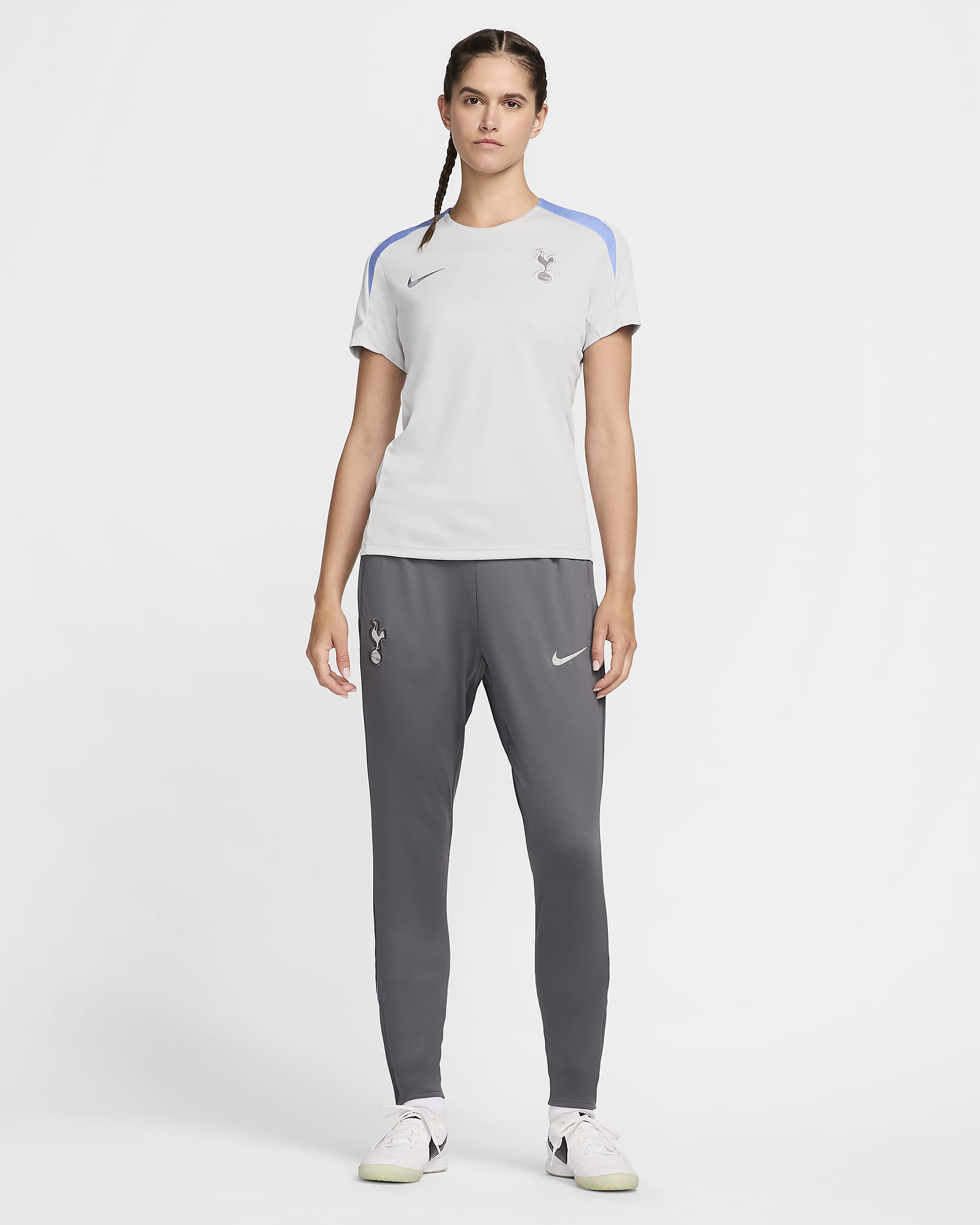 Tottenham Hotspur Strike Nike Dri-FIT Kısa Kollu Örgü Kadın Futbol Üstü - Grey Fog/Polar/Koyu Gri