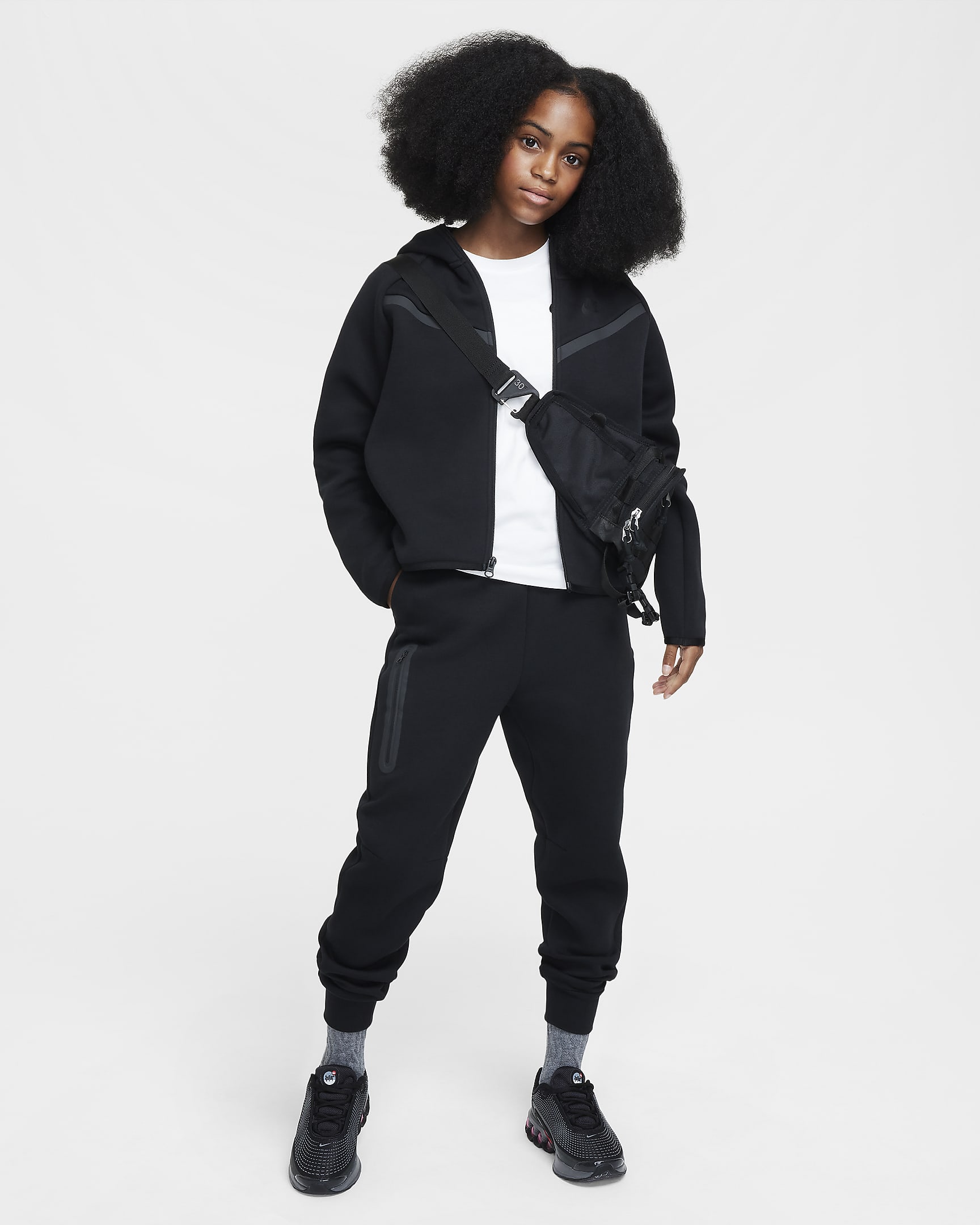 Běžecké kalhoty Nike Sportswear Tech Fleece pro větší děti (dívky) - Černá/Černá/Černá/Černá