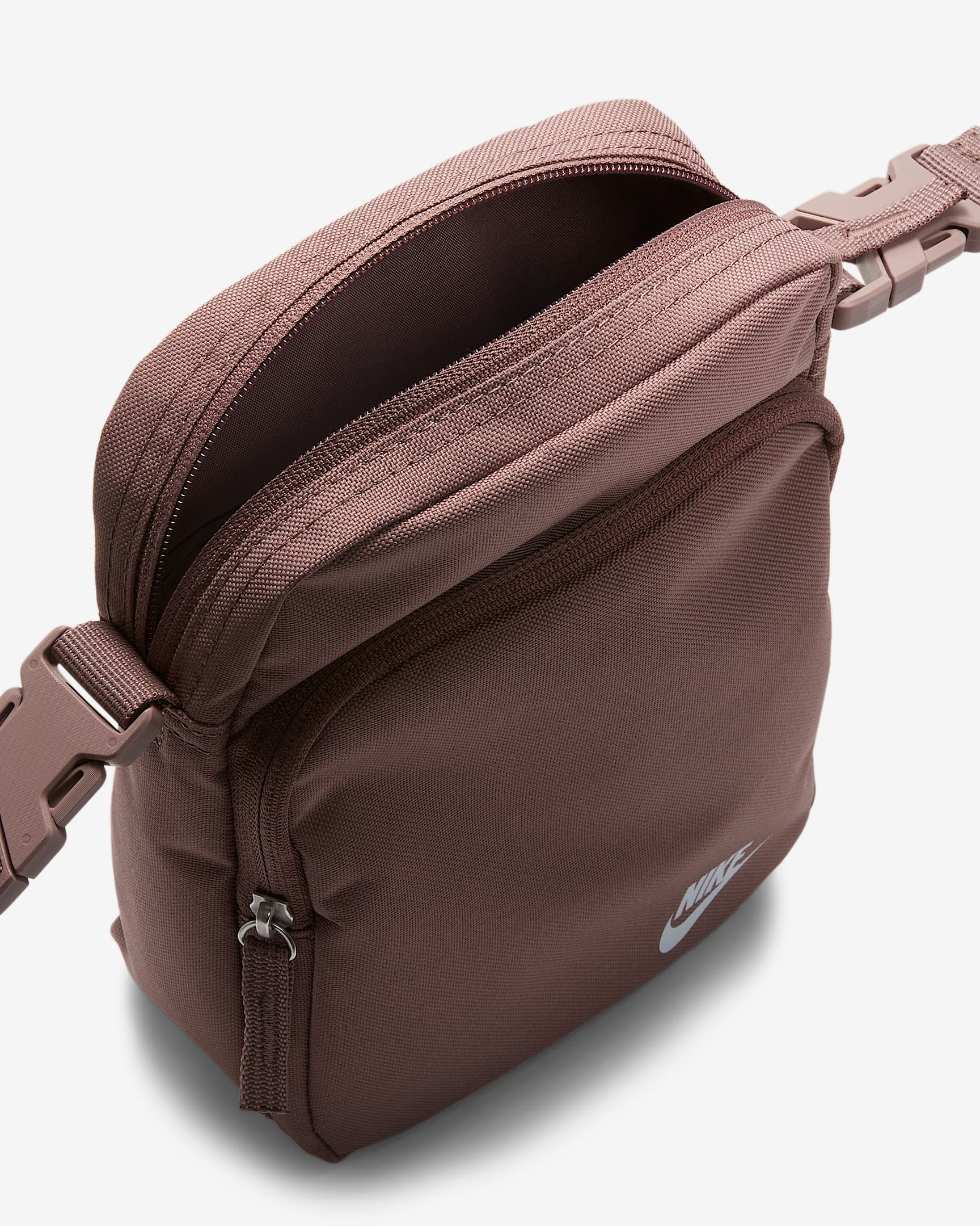 Nike Heritage Crossbody Bag (4L).
