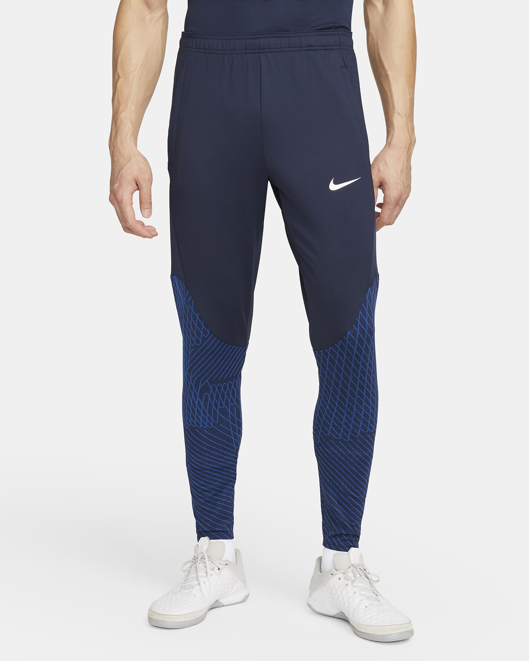 Nike DriFIT Strike Men's Football Pants. Nike AT