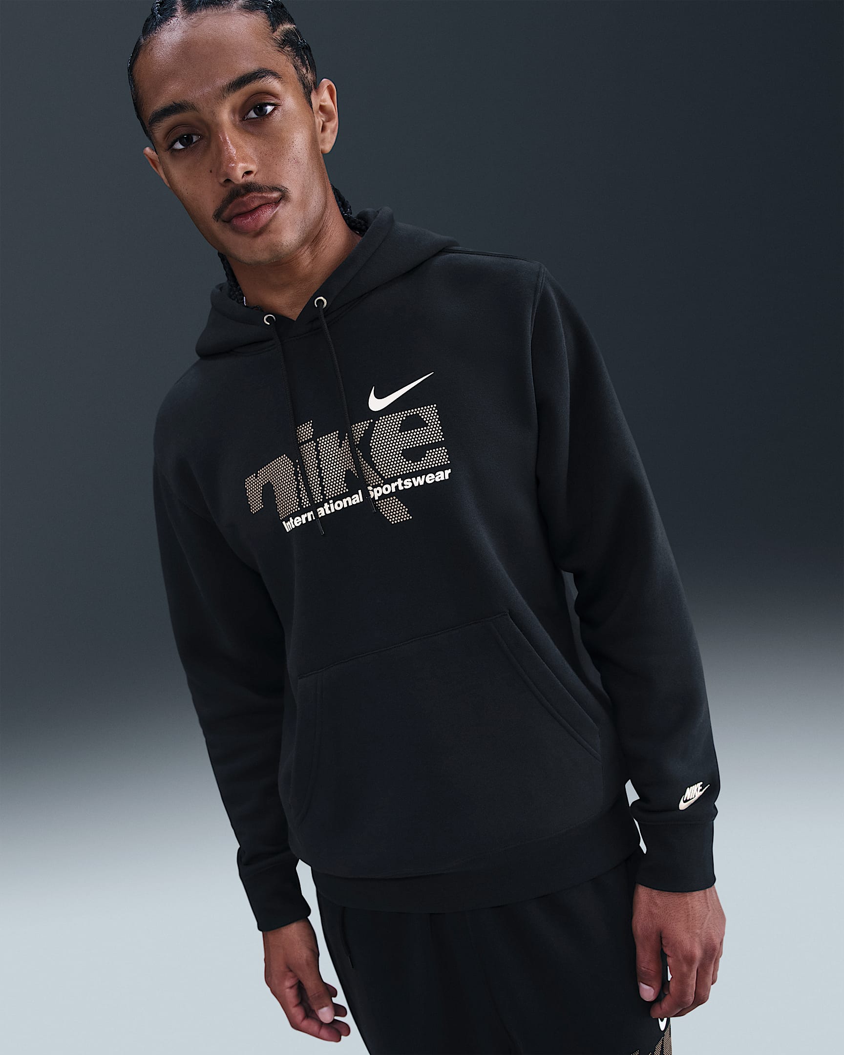 Nike Sportswear Club Men's Fleece Pullover Hoodie - Black/Metallic Gold