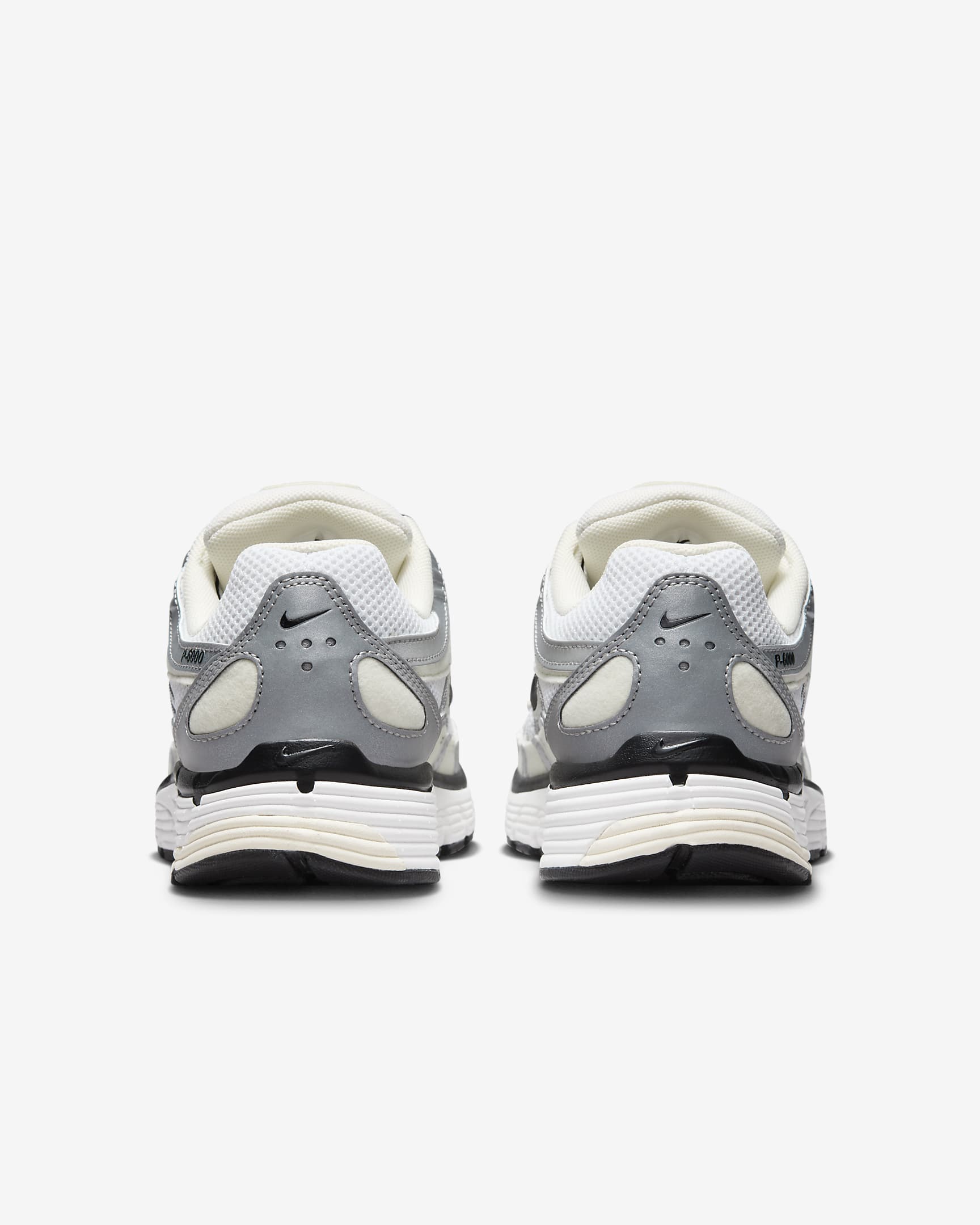 Chaussure Nike P-6000 - Coconut Milk/Summit White/Metallic Silver/Noir