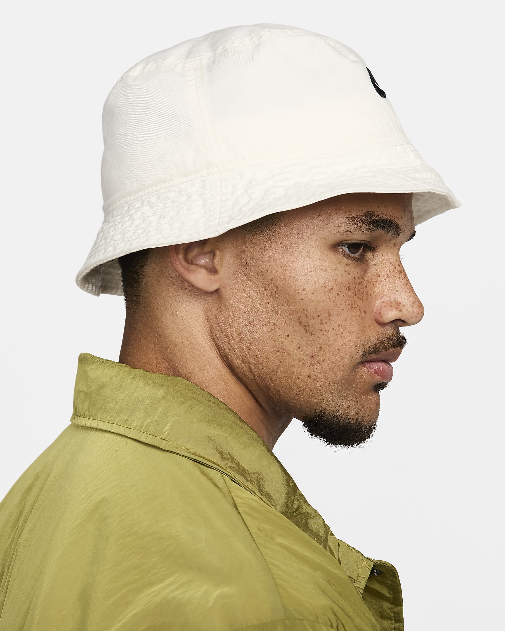 Nike Apex Futura Washed Bucket Hat - Sail/Black