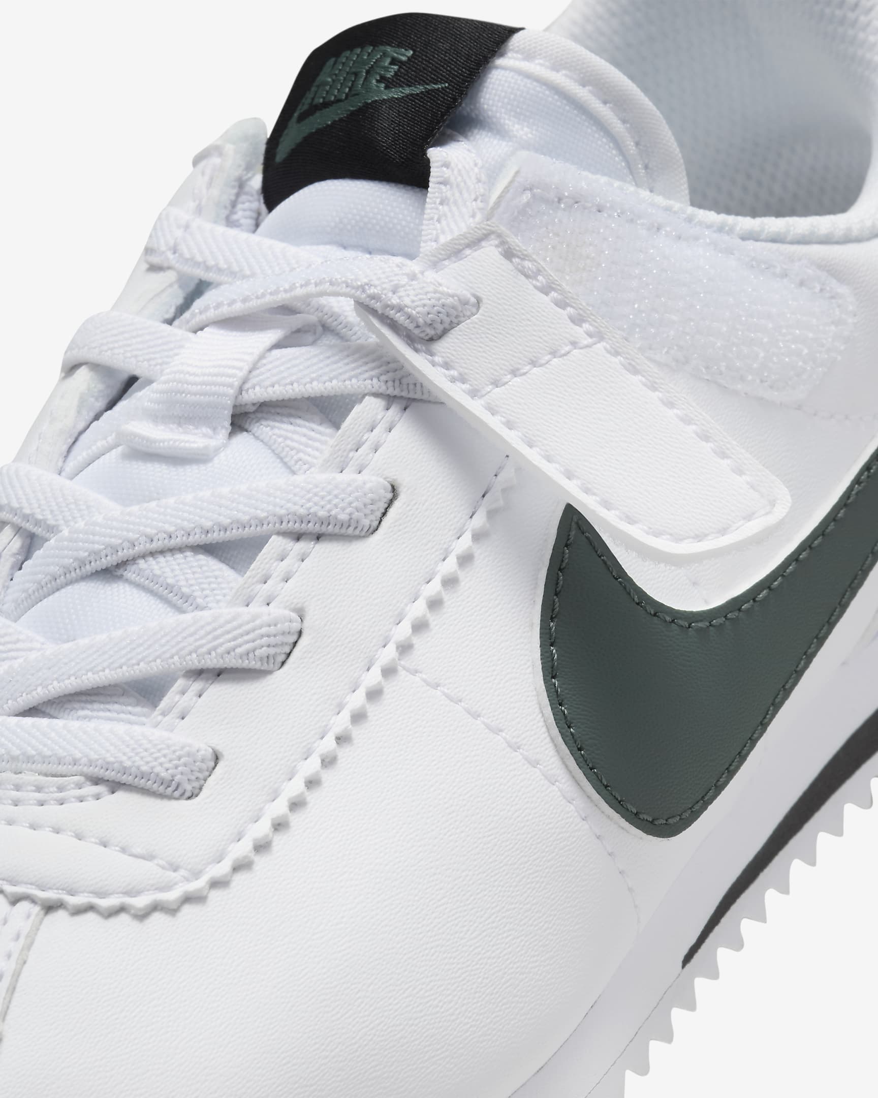 Nike Cortez EasyOn Younger Kids' Shoes - White/Black/Vintage Green