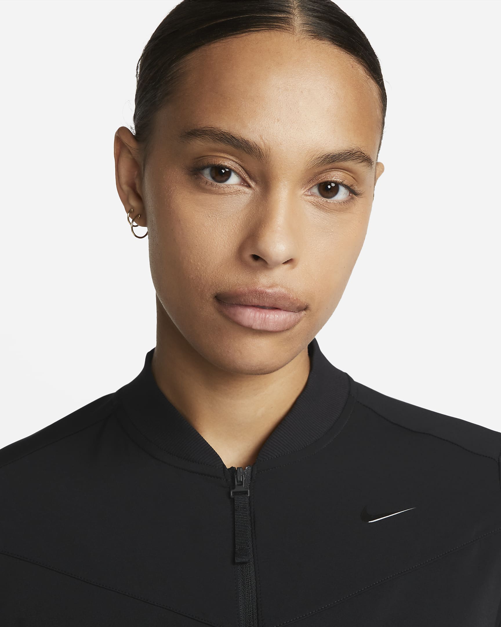 Chamarra bomber para mujer Nike Dri-FIT Bliss. Nike.com