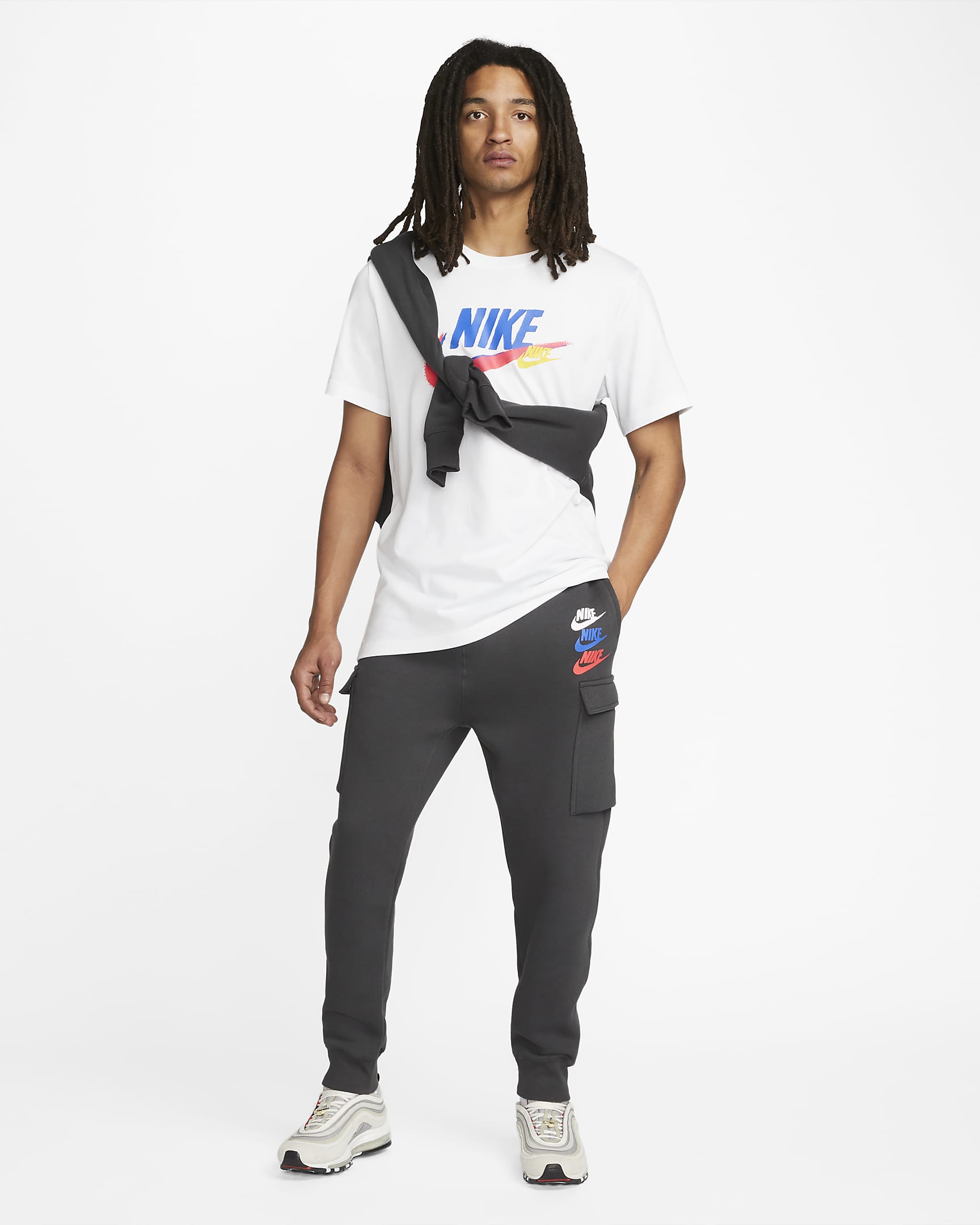 Nike Sportswear Standard Issue Men's Cargo Trousers. Nike CA