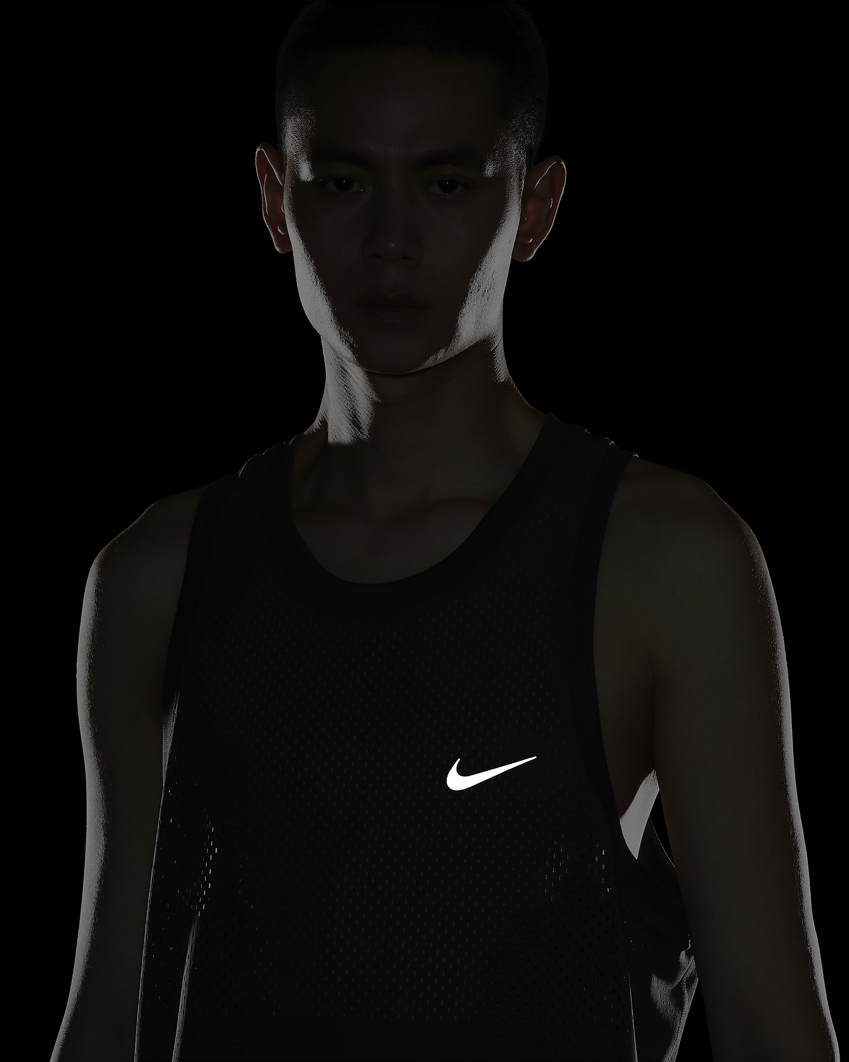 Nike Dri-FIT Run Division Rise 365 Men's Running Tank Top. Nike IN