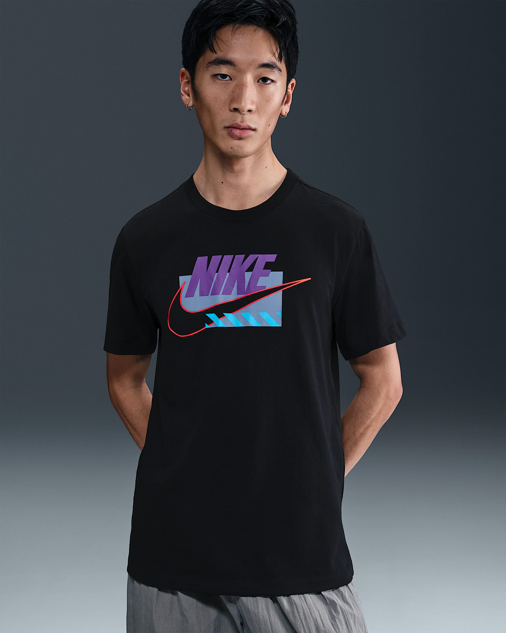 ナイキ スポーツウェア メンズ Tシャツ - ブラック