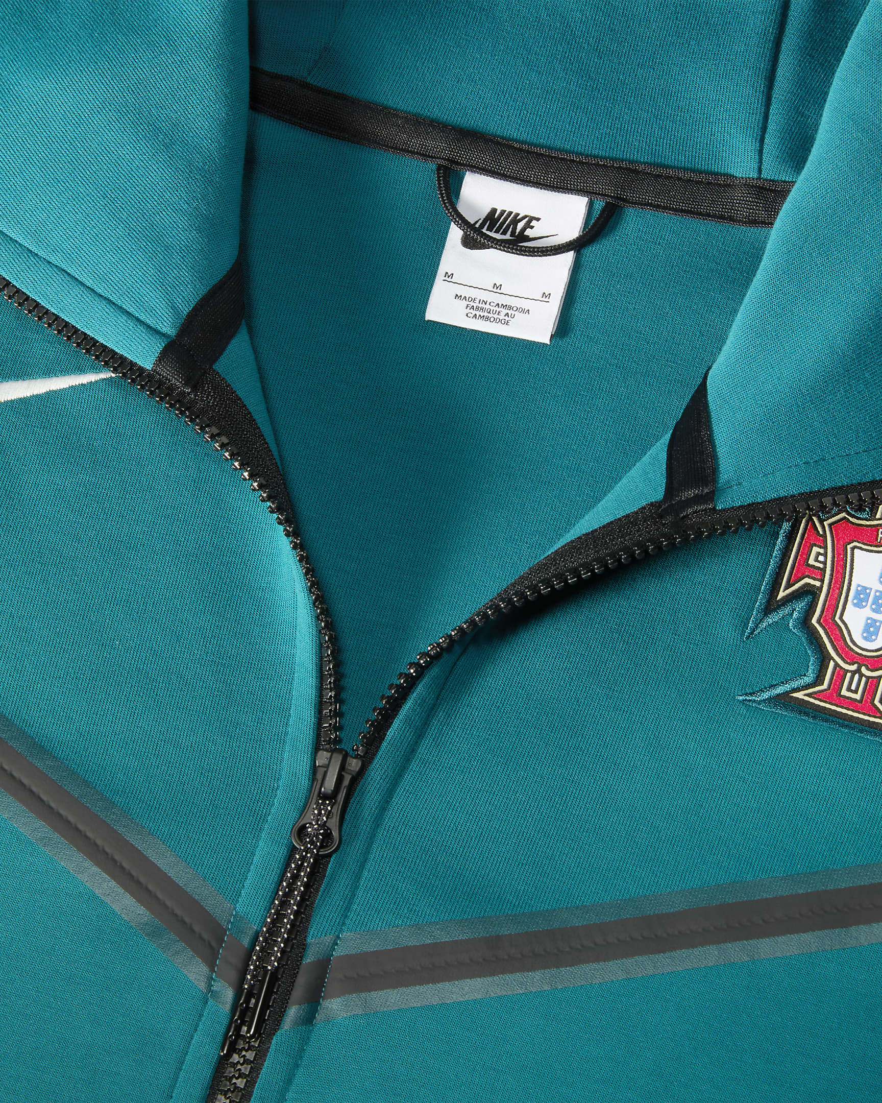 Portugália Tech Fleece Windrunner Nike Soccer hosszú cipzáras, kapucnis férfipulóver - Geode Teal/Sail