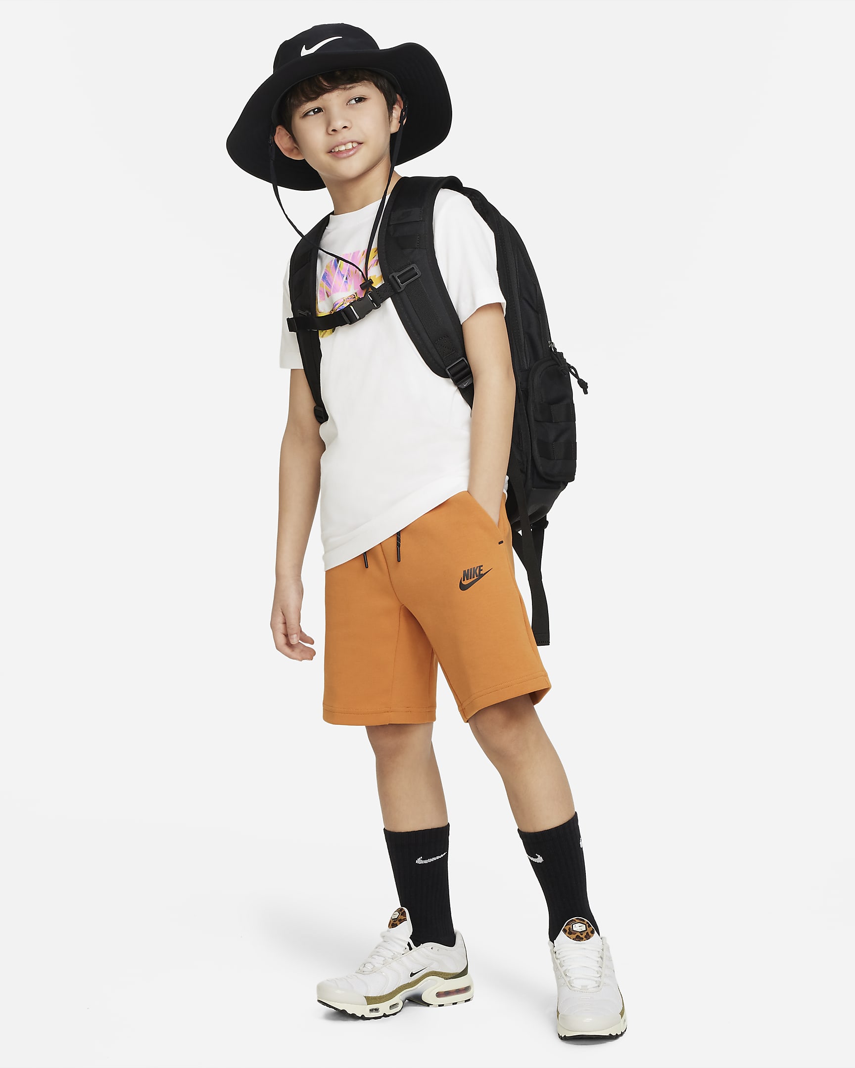 Nike Sportswear Tech Fleece Older Kids' (Boys') Shorts. Nike NL