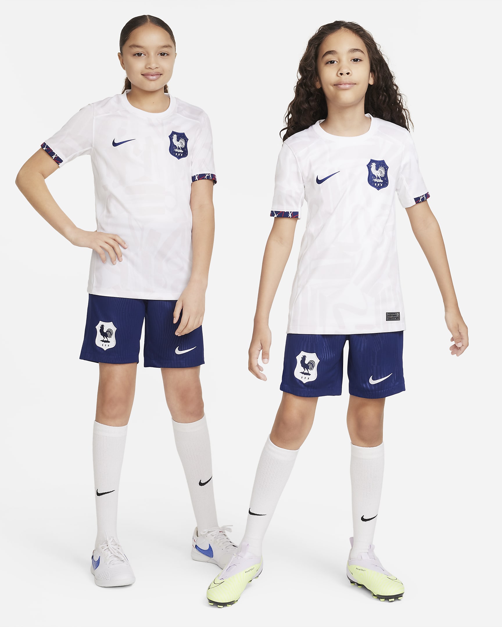 FFF 2023 Stadium Away Older Kids' Nike Dri-FIT Football Shirt. Nike SK