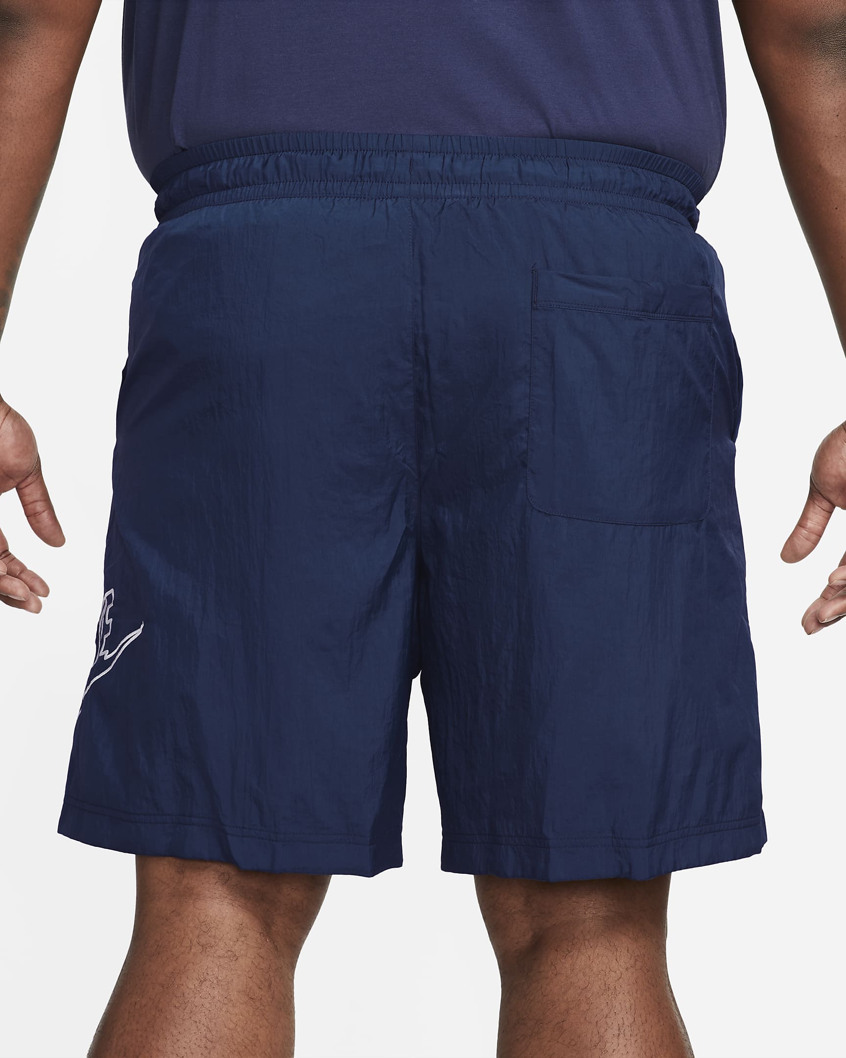 Nike Sportswear Alumni Men's Woven Flow Shorts. Nike LU
