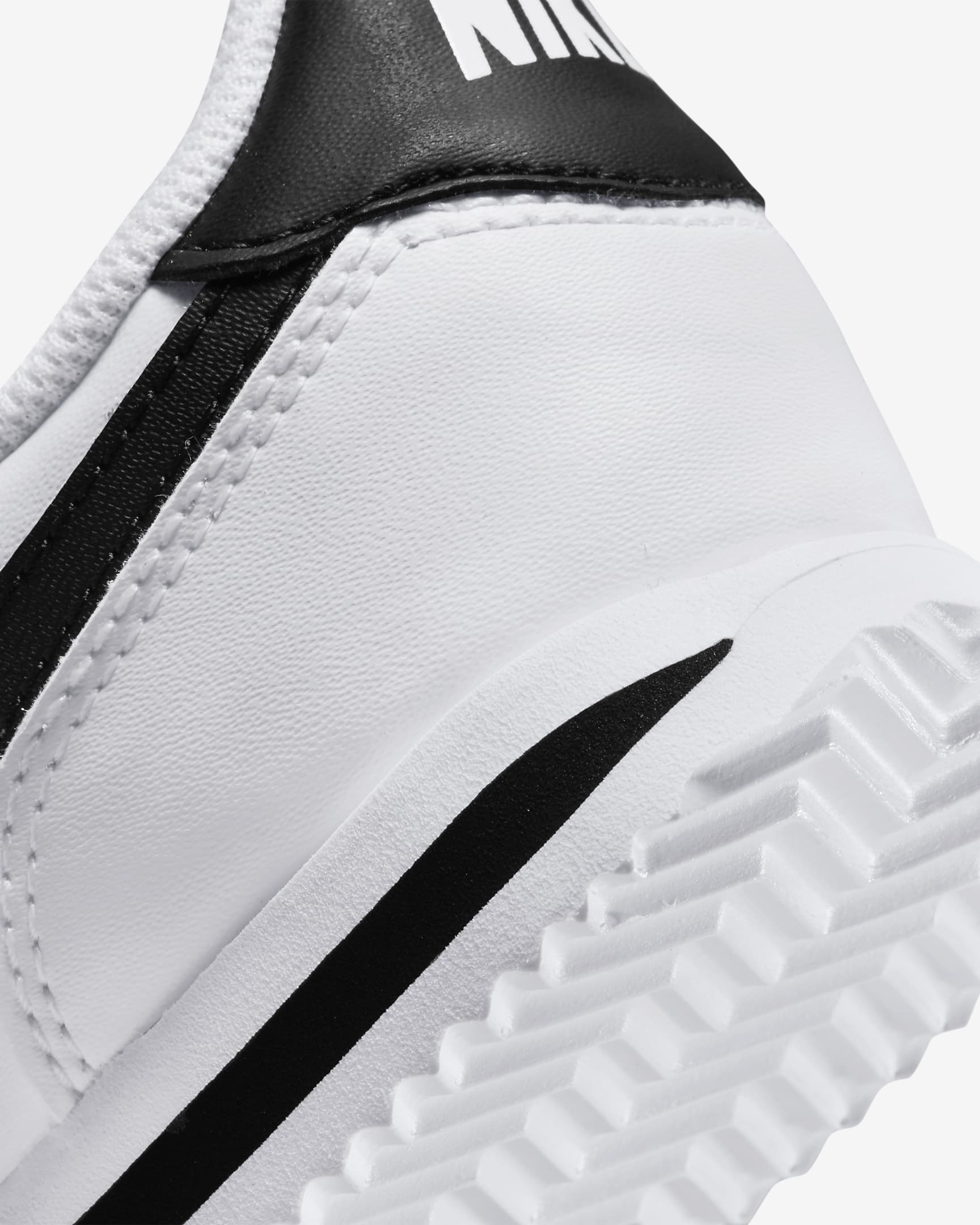 Nike Cortez Basic SL Younger Kids' Shoes - White/Black