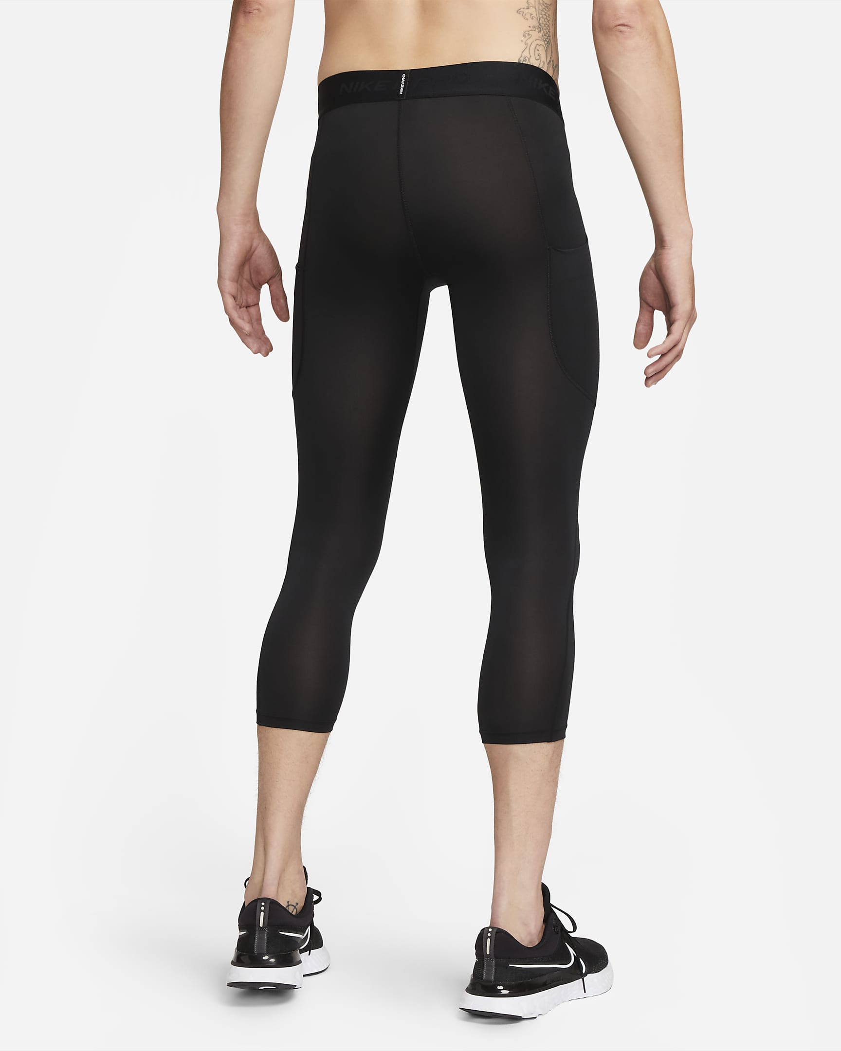 Nike Pro Men's Dri-FIT 3/4-Length Fitness Tights. Nike IL