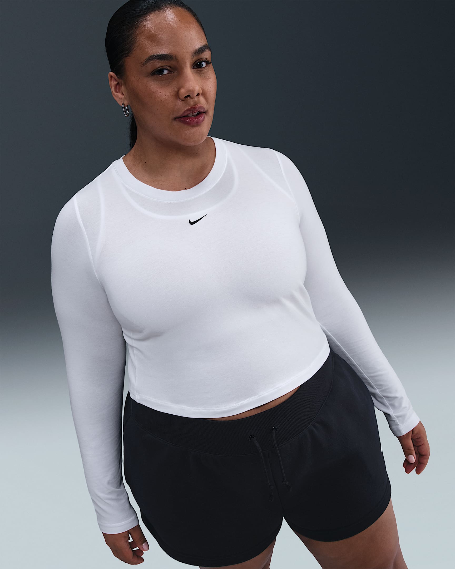 Crop top slim à manches longues Nike Sportswear Chill Knit pour femme (grande taille) - Blanc/Noir