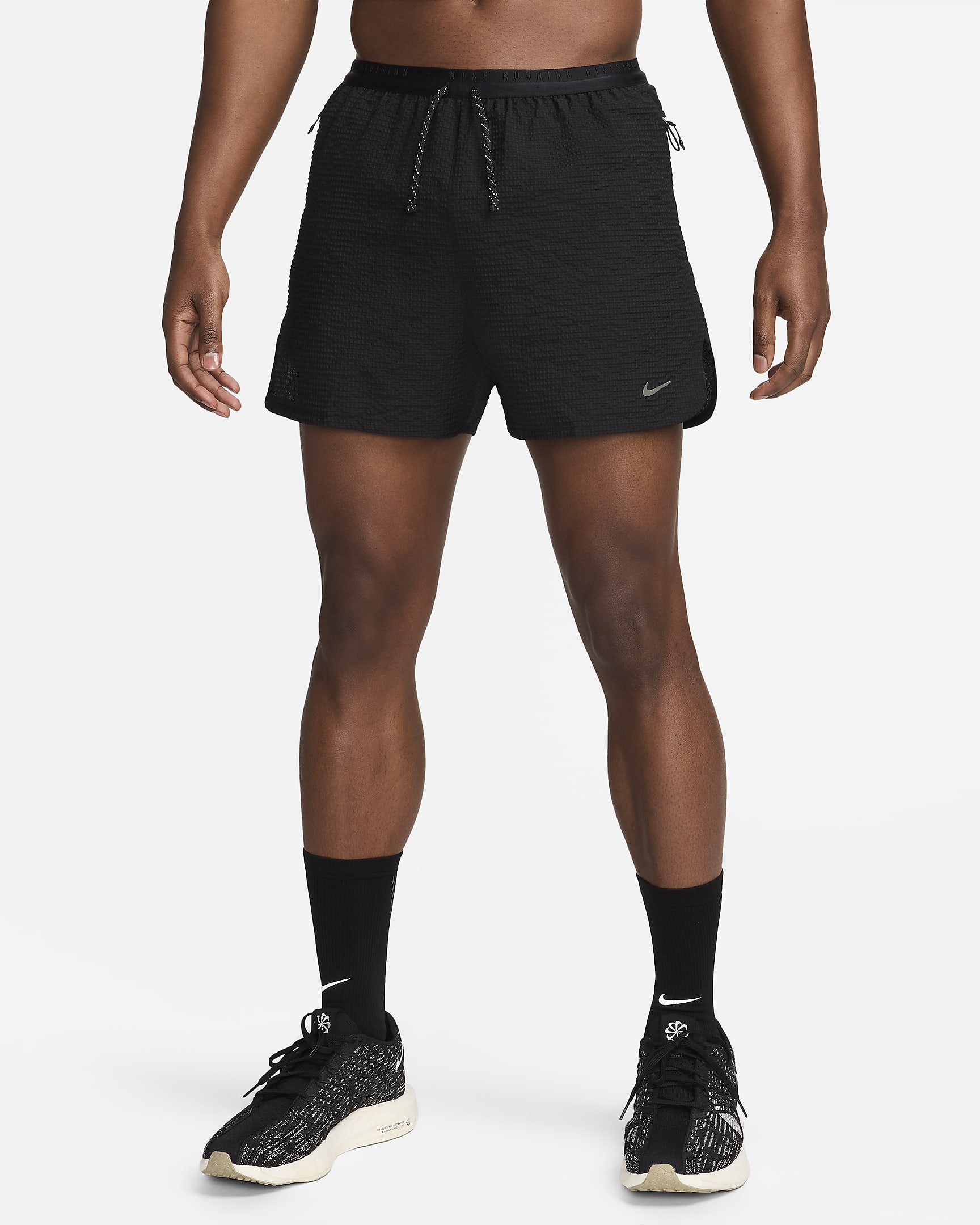 Shorts de correr Dri-FIT ADV de 10 cm con forro de ropa interior para hombre Nike Running Division - Negro