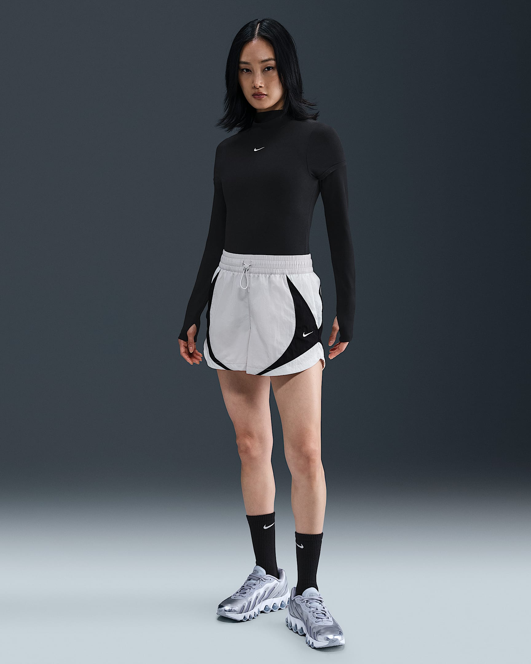 Nike Sportswear Women's Mid-Rise Loose 7.5cm (approx) Athletics Shorts - Vast Grey/Summit White/Black/Sail