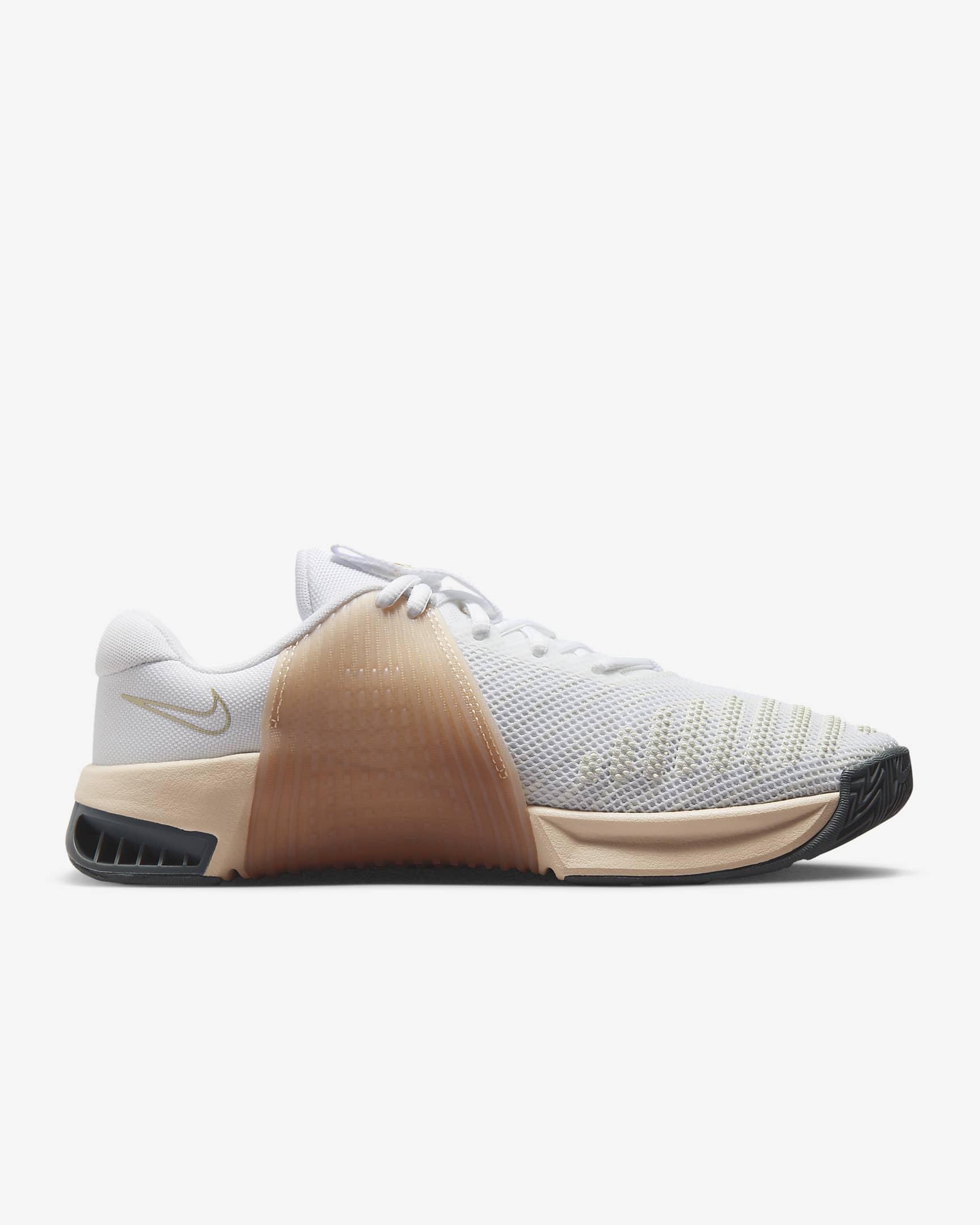 Chaussure d'entraînement Nike Metcon 9 pour femme - Blanc/Metallic Gold Grain/Sanddrift/Blanc