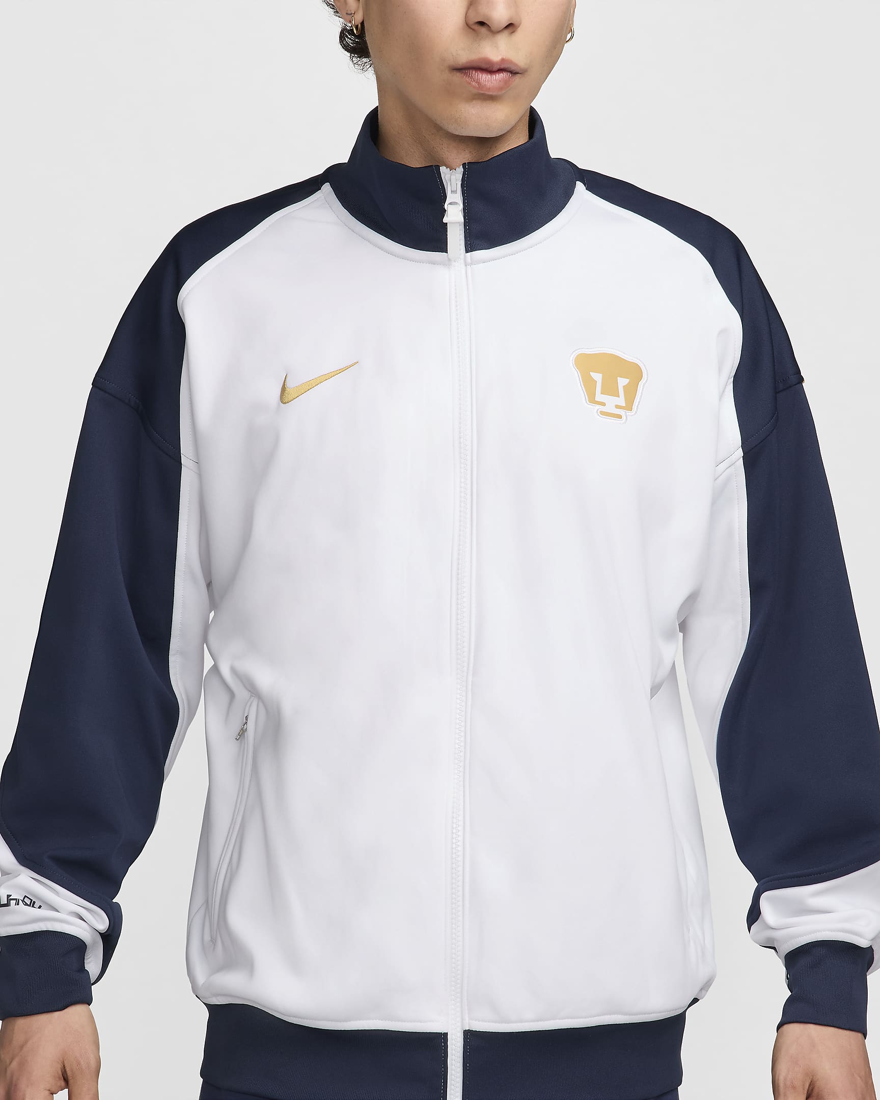 Chamarra Anthem de fútbol Nike Dri-FIT para hombre Pumas UNAM Academy Pro - Blanco/Obsidiana/Oro genuino/Oro genuino