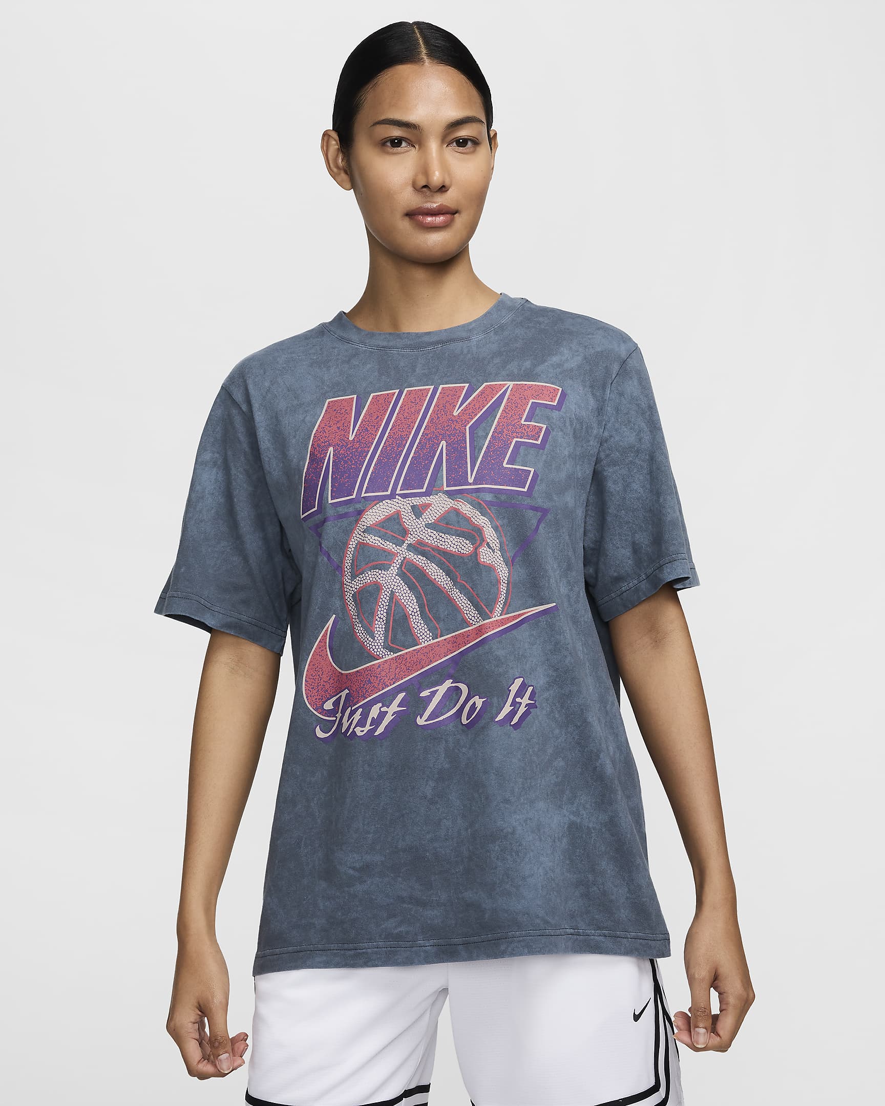 Nike Sportswear Women's Short-Sleeve Graphic T-Shirt - Anthracite