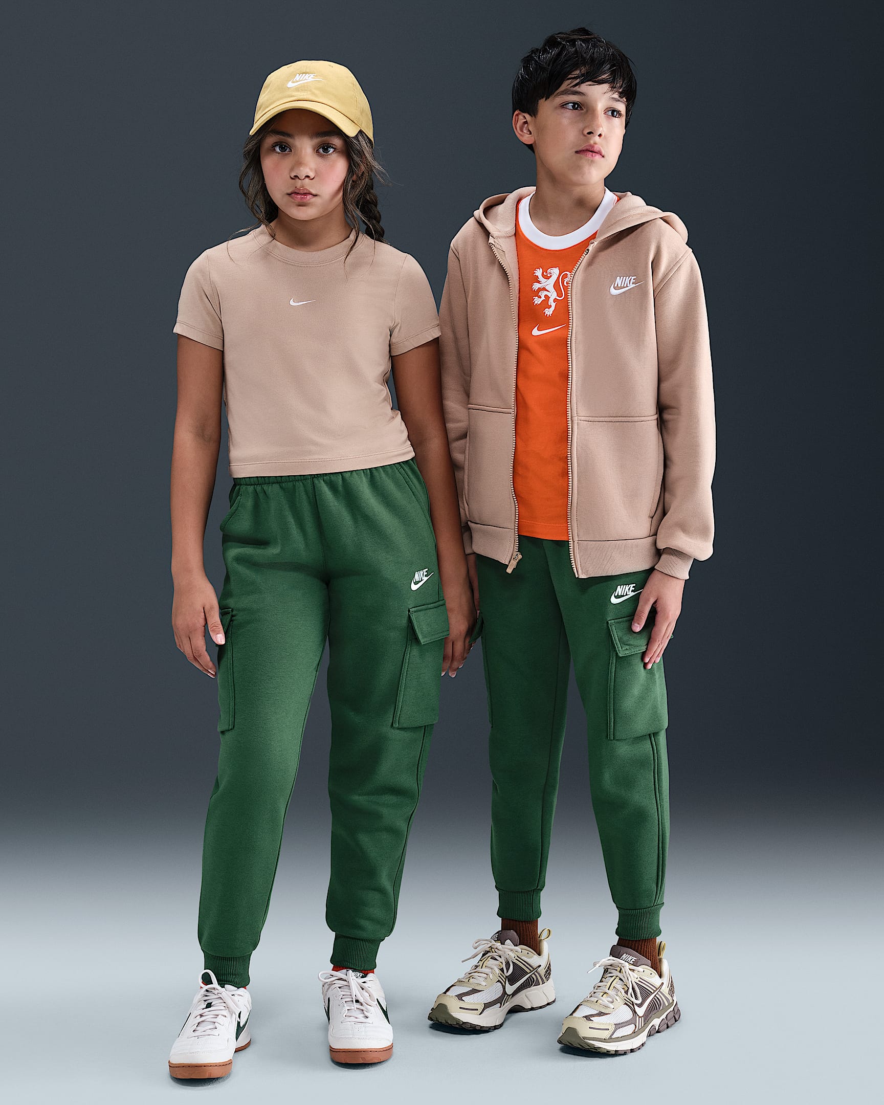 Nike Sportswear Club Fleece Big Kids' Cargo Pants - Fir/Fir/White