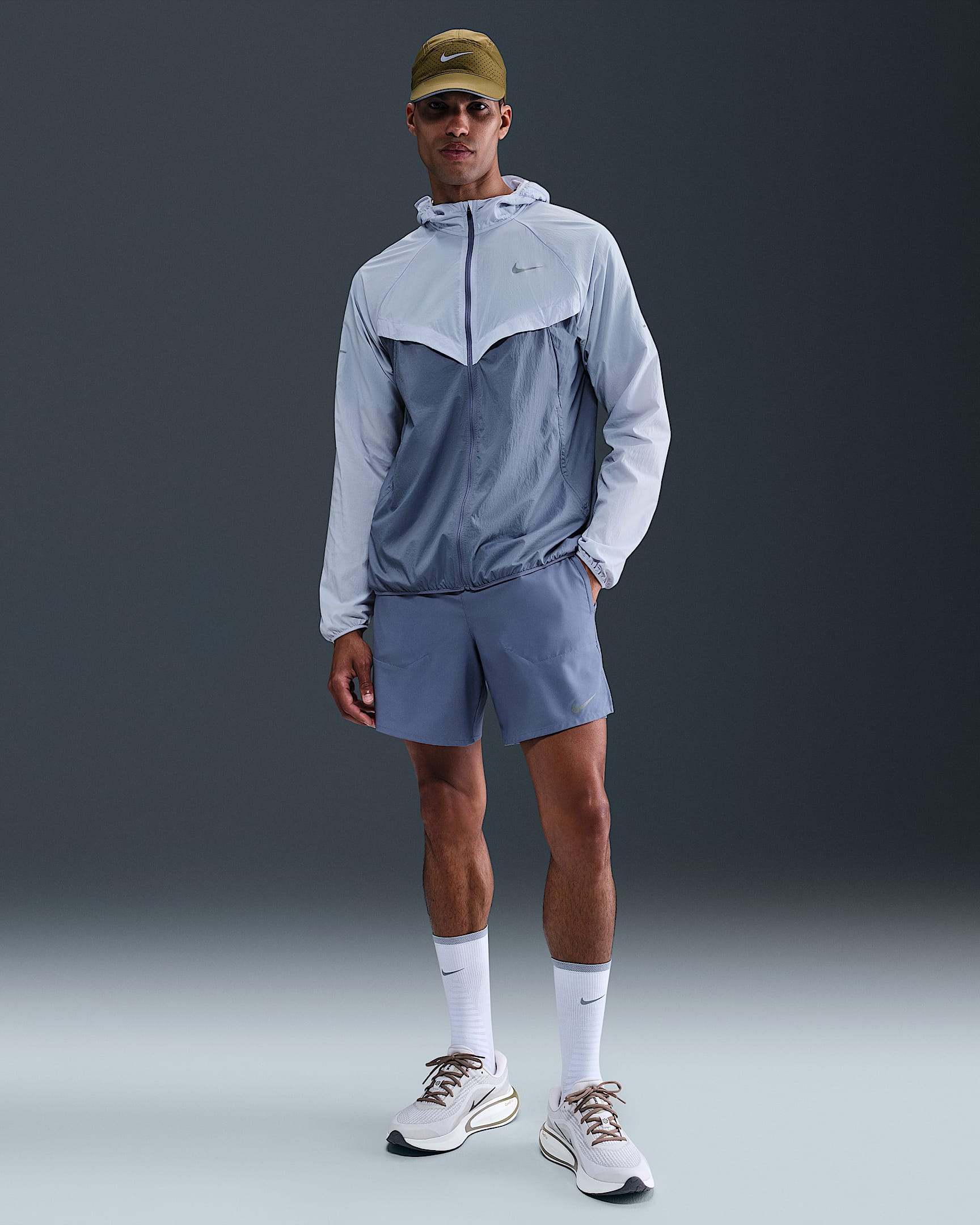 Nike Stride Dri-FIT 2-in-1 hardloopshorts voor heren (18 cm) - World Indigo/World Indigo/Zwart