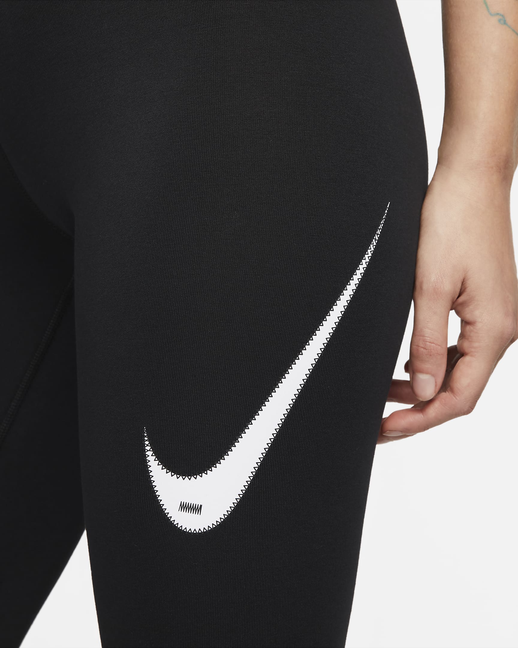 Nike Sportswear Swoosh Women's High-Rise Leggings. Nike NZ