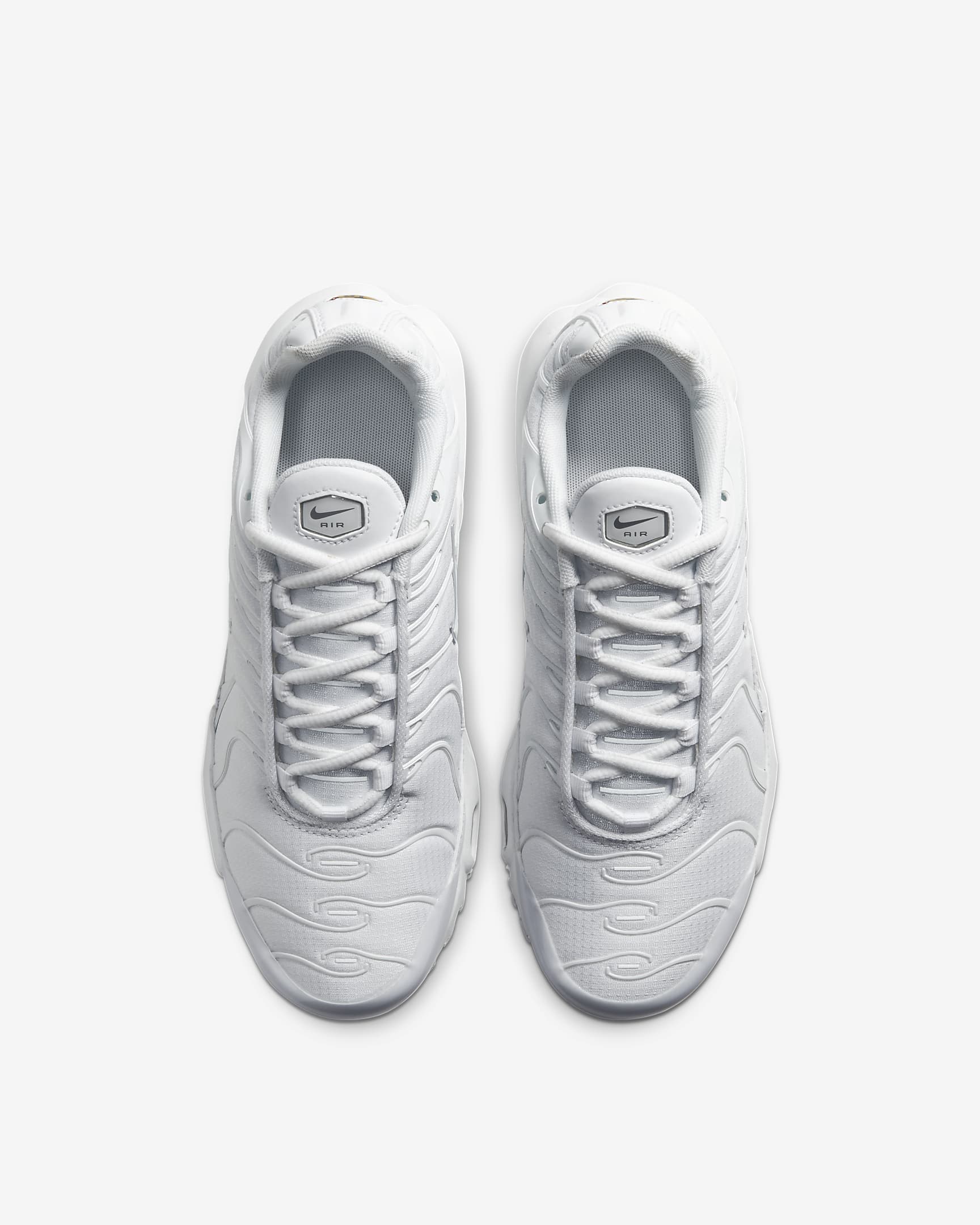 Nike Air Max Plus Older Kids' Shoe - White/Metallic Silver/White