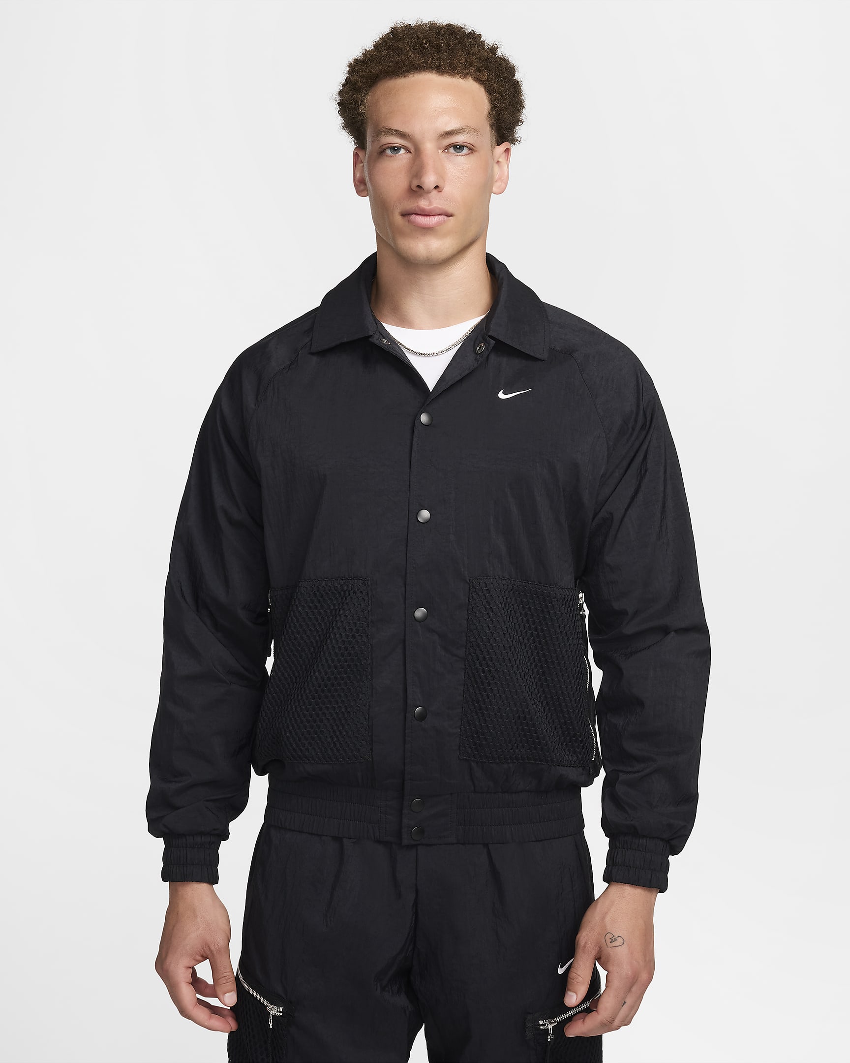 Nike Men's Repel Woven Basketball Jacket - Black/White