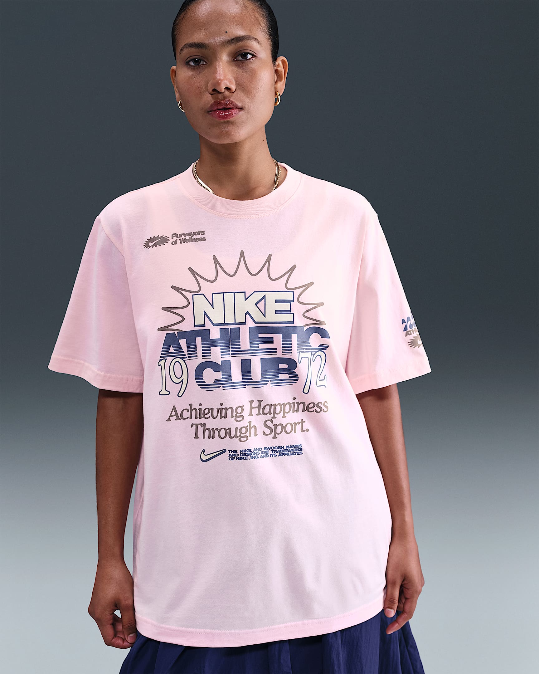 Nike Sportswear Essentials Women's Loose T-Shirt - Pink Foam