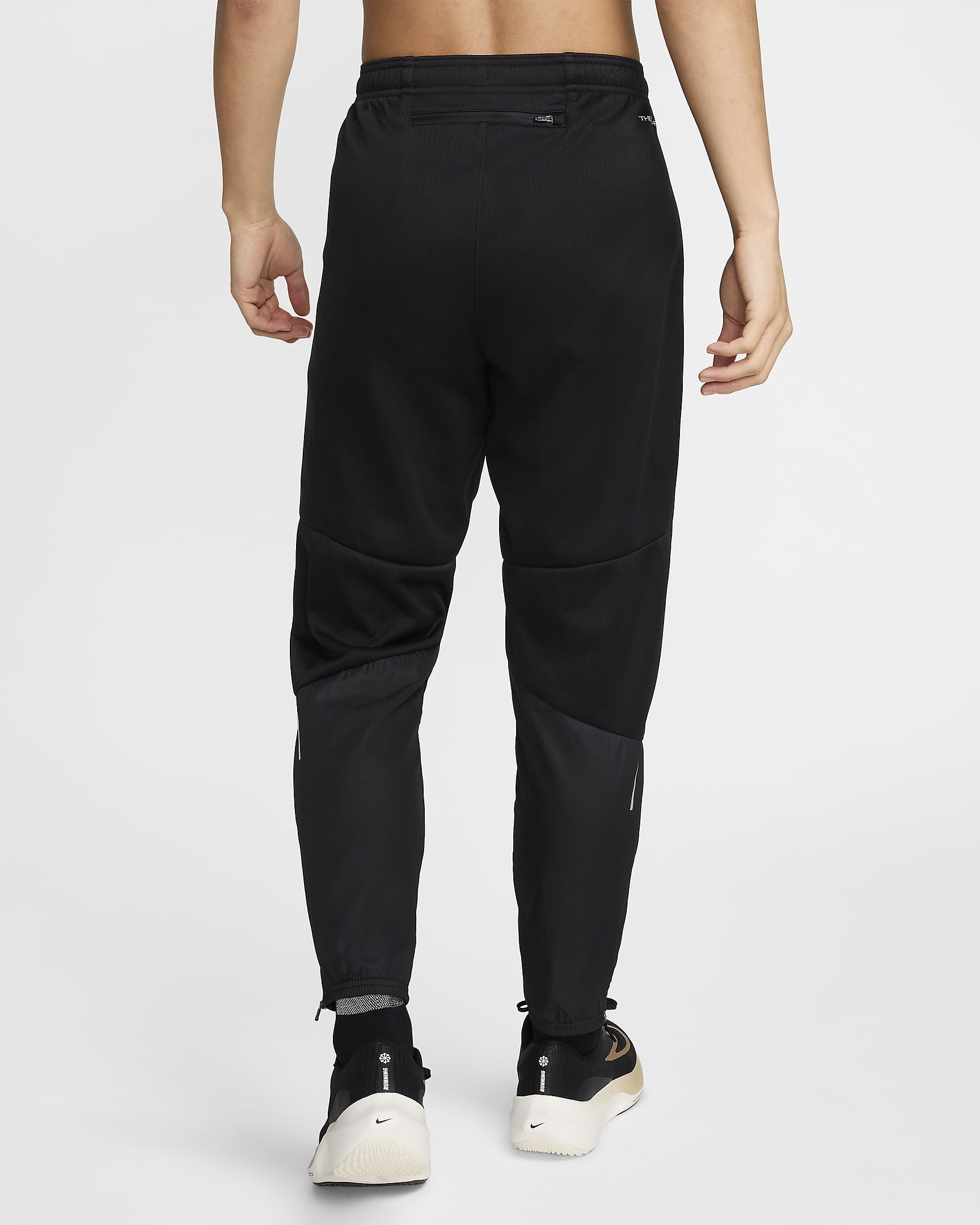 Nike Sphere Challenger Men's Therma-FIT Water-Repellent Running Trousers - Black/Black