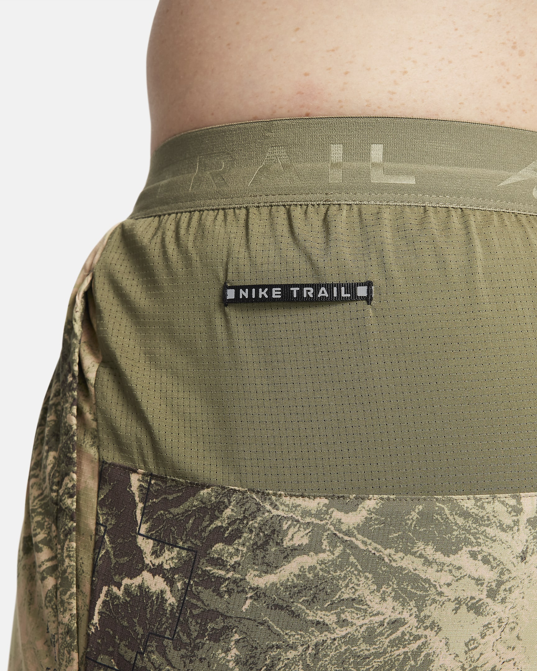 Nike Stride Dri-FIT-løbeshorts med indershorts (18 cm) til mænd - Medium Olive/Medium Olive/Medium Olive/sort