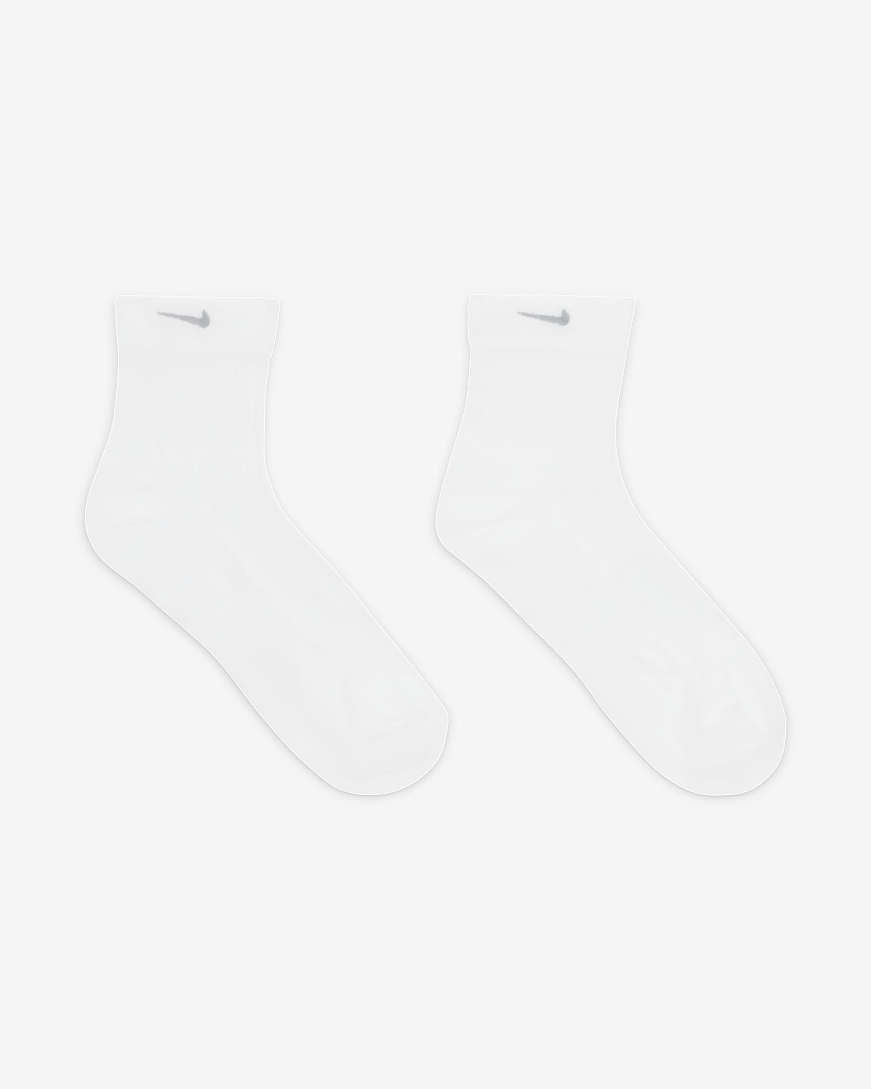 Nike Women's Sheer Ankle Socks (1 Pair). Nike NO