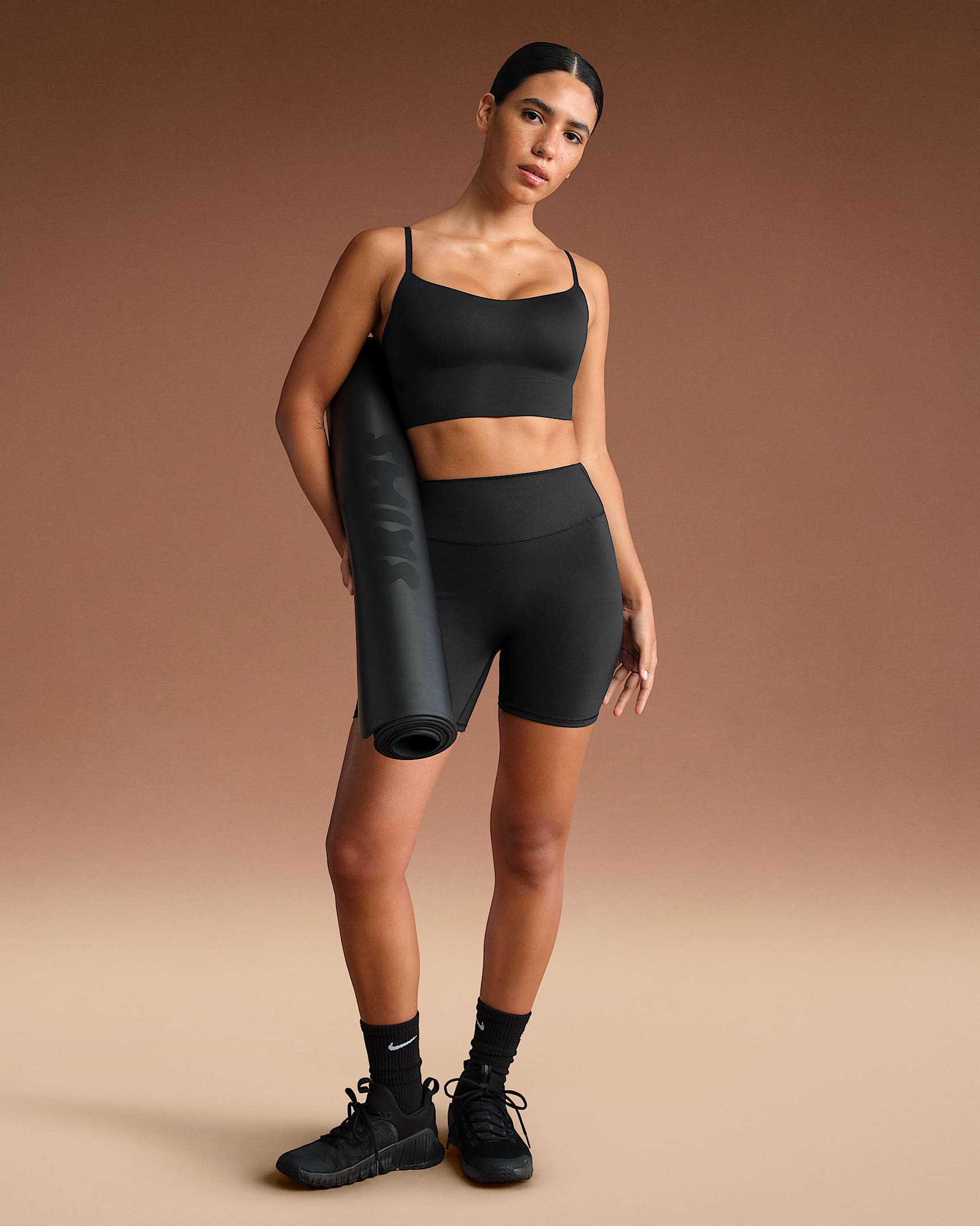NikeSKIMS Matte Women's High-Waisted 7" Biker Shorts - NSKM Obsidian