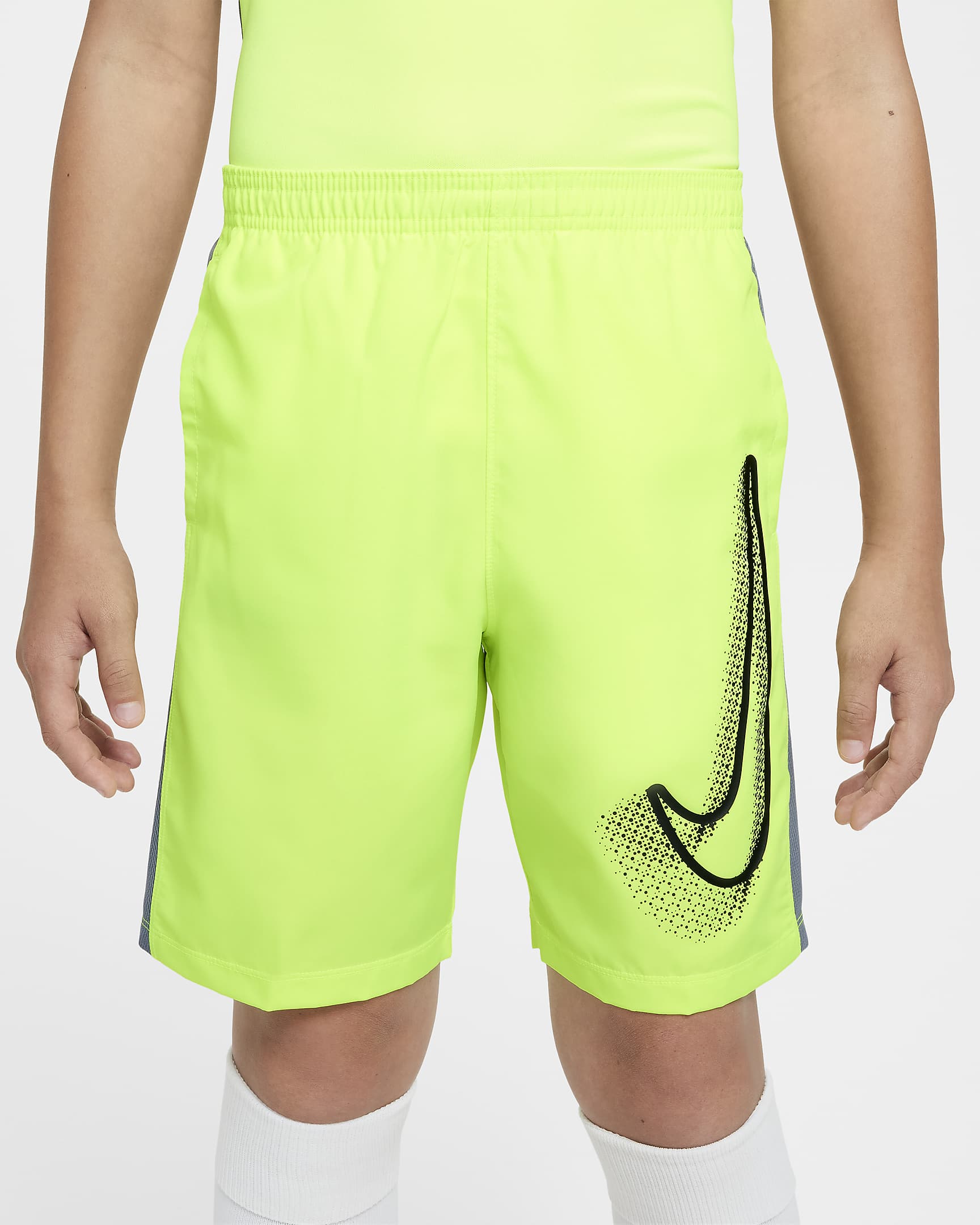 Nike Academy23-fodboldshorts til større børn - Volt/Cool Grey/sort