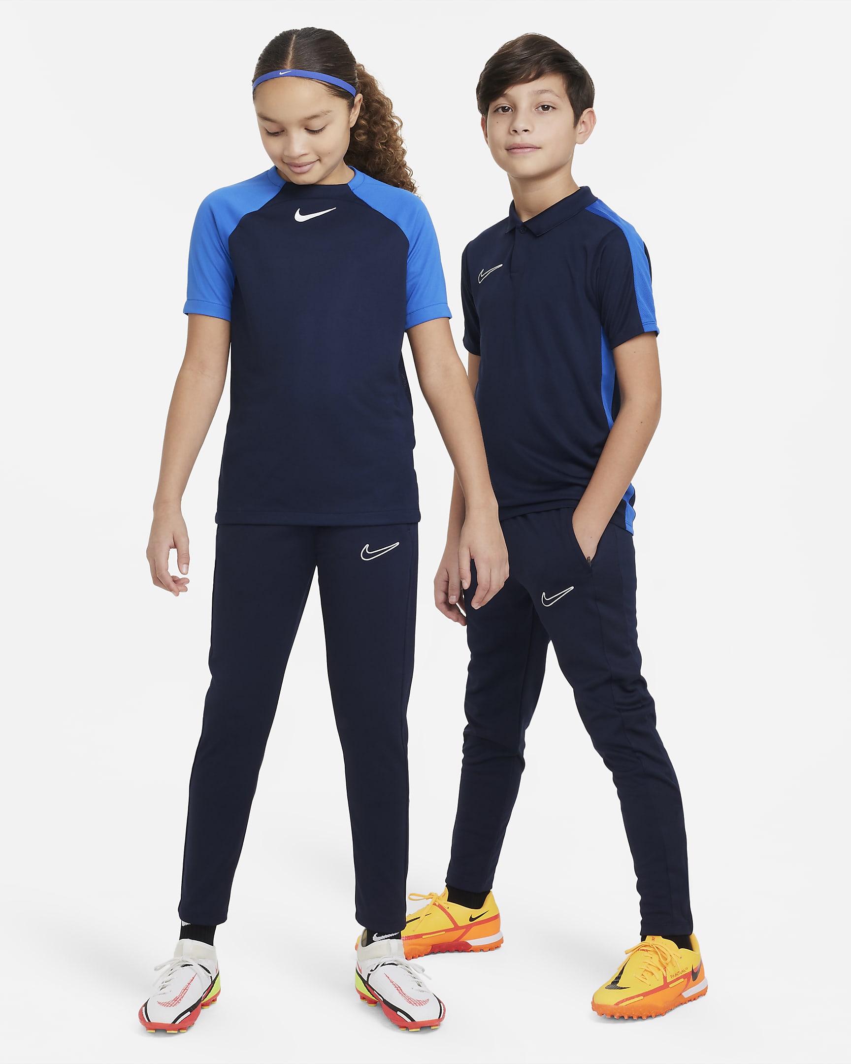 Fotbollsbyxor Nike Dri-FIT Academy23 för barn - Obsidian/Obsidian/Obsidian/Vit