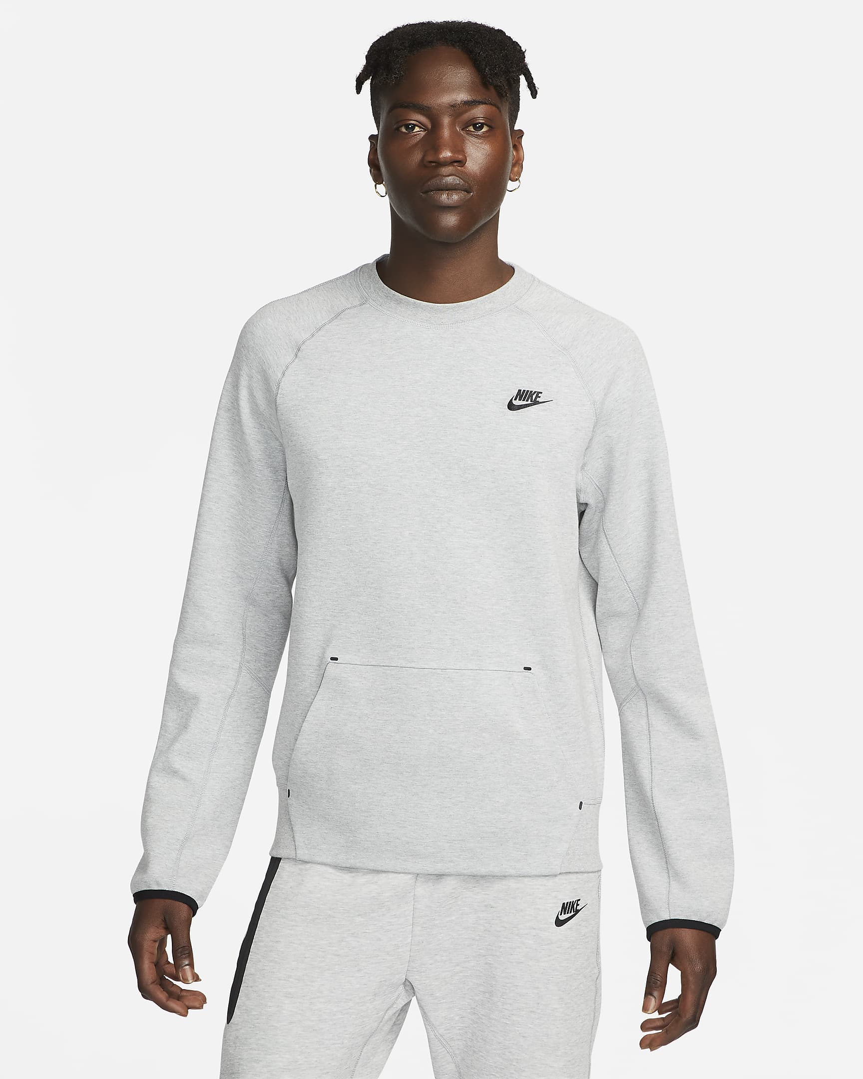 Nike tech fleece crew neck sweat in grey Clearance