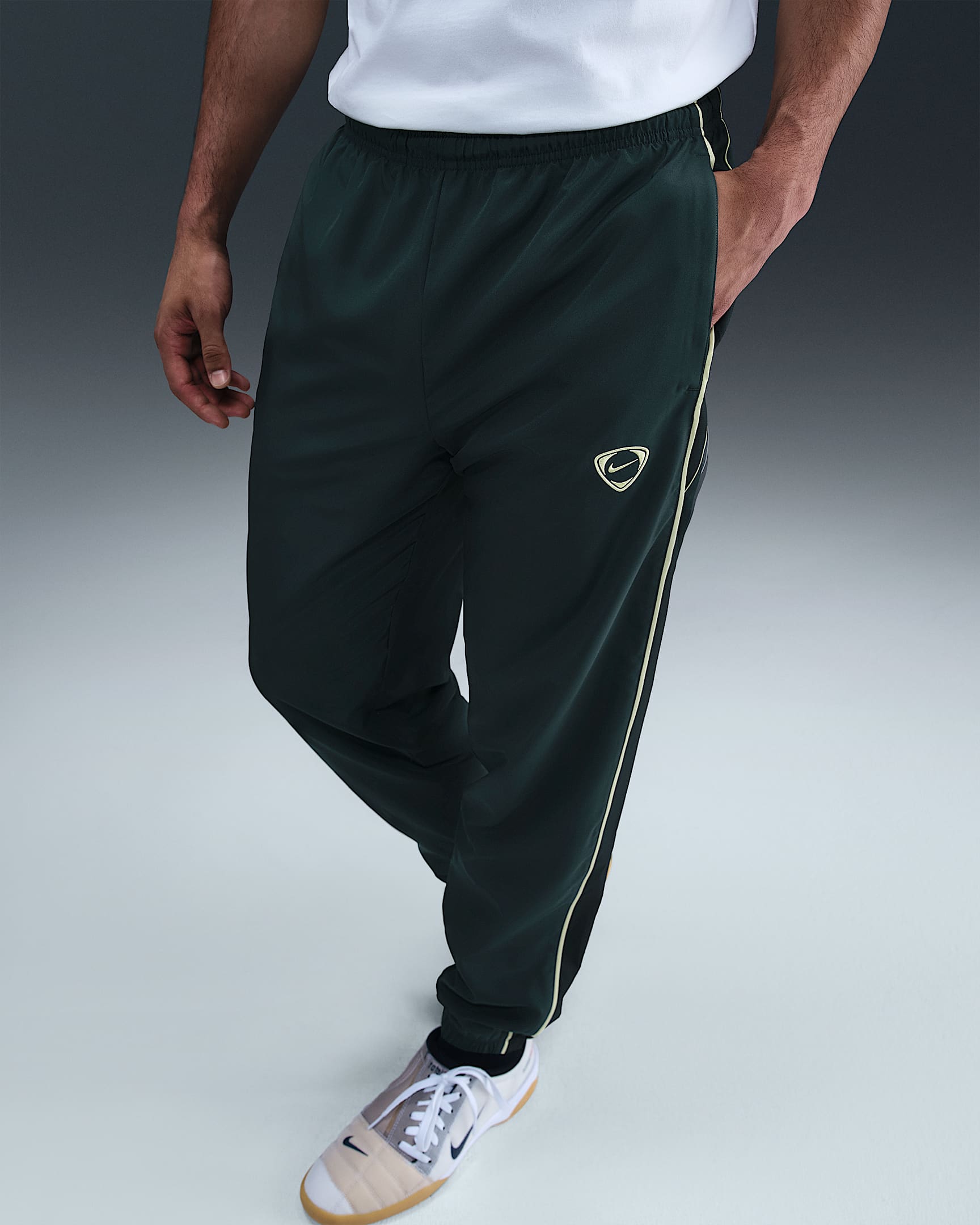 Nike Academy+ Men's Repel Football Woven Pants
