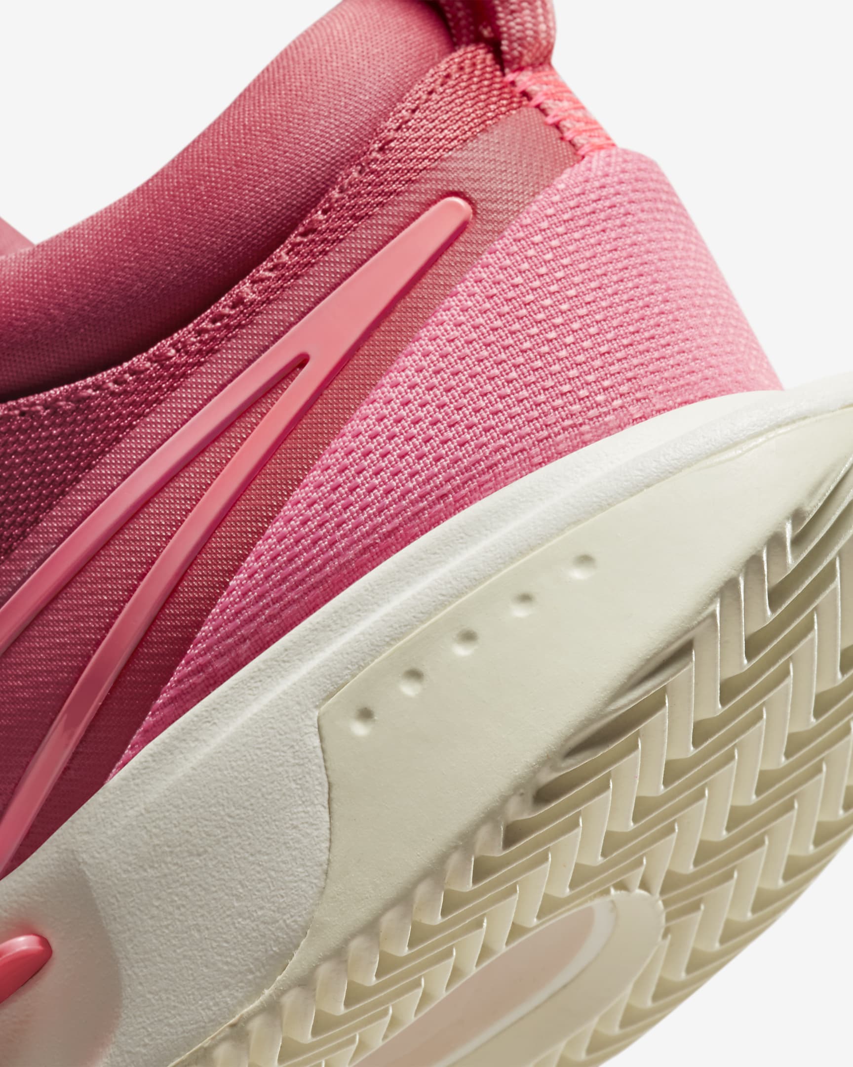 NikeCourt Air Zoom Pro Women's Clay Court Tennis Shoes. Nike PT