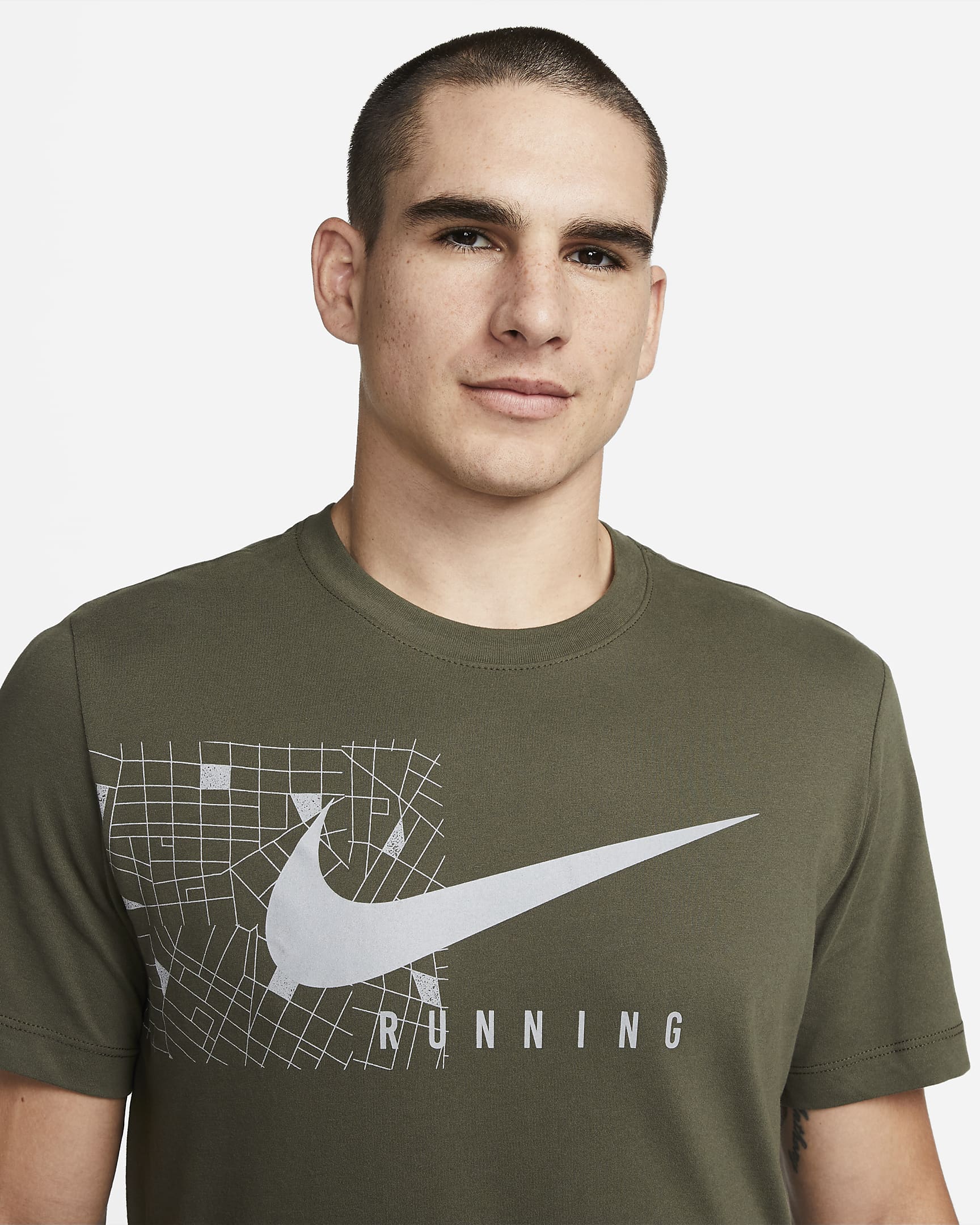 Nike Dri-FIT Run Division Men's Running T-Shirt. Nike IE