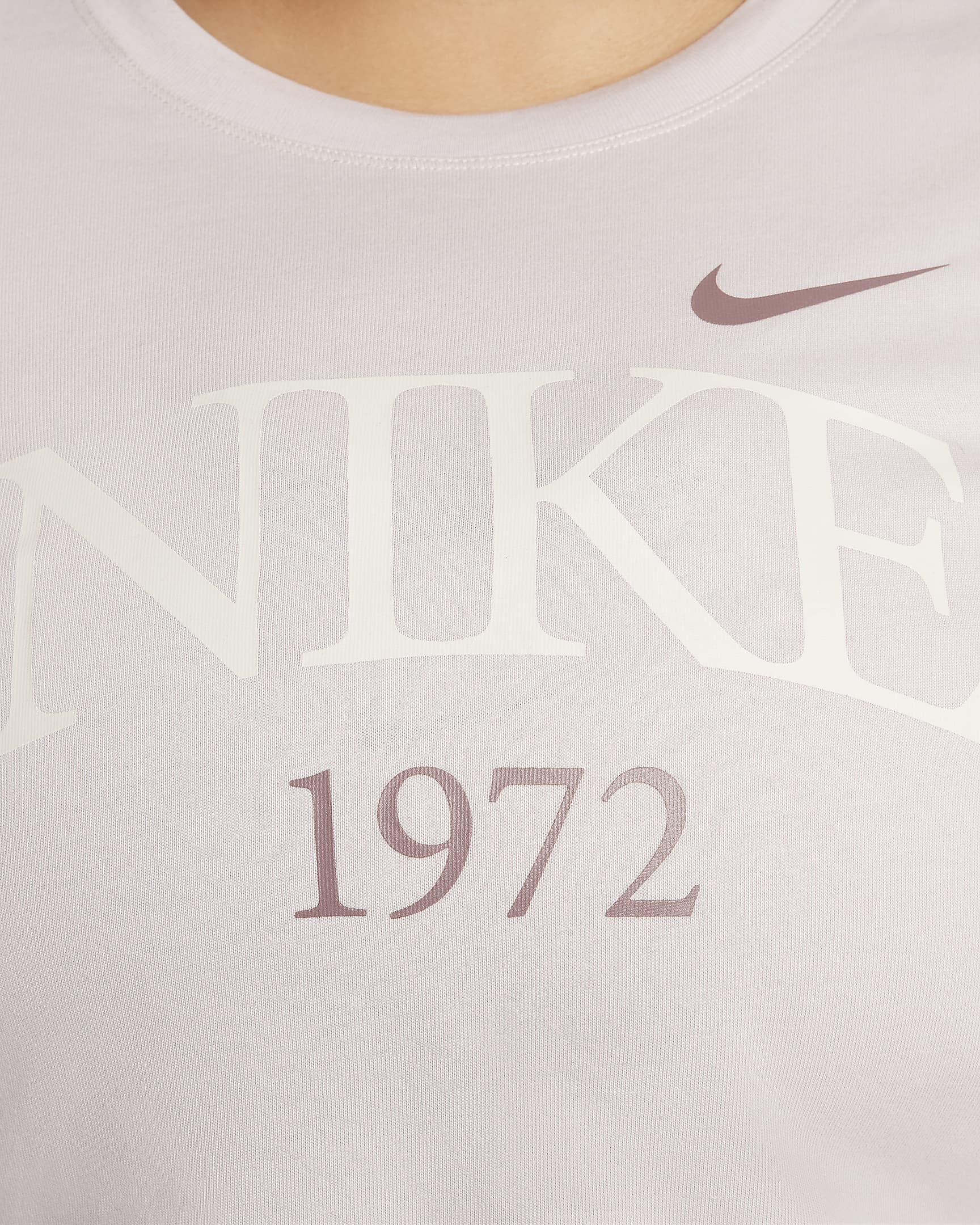 Nike Sportswear Classic Women's T-Shirt (Plus Size). Nike SE