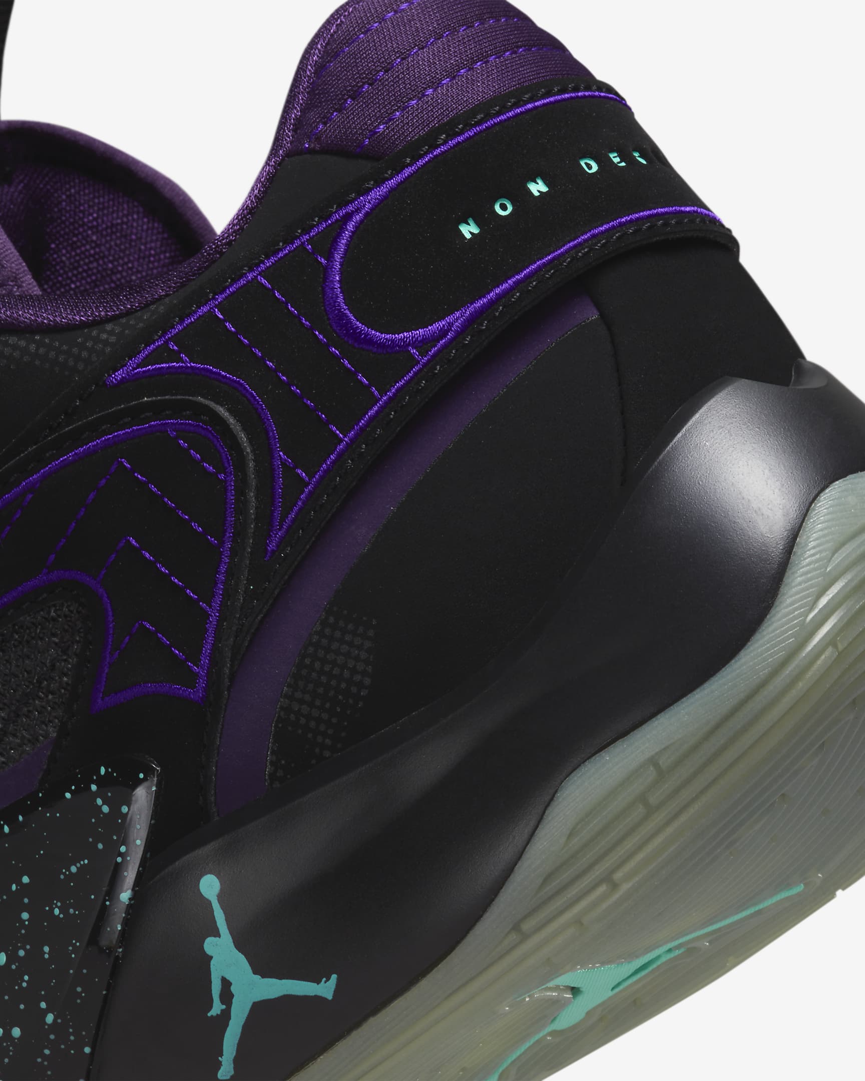 Luka 2 Basketball Shoes. Nike CA