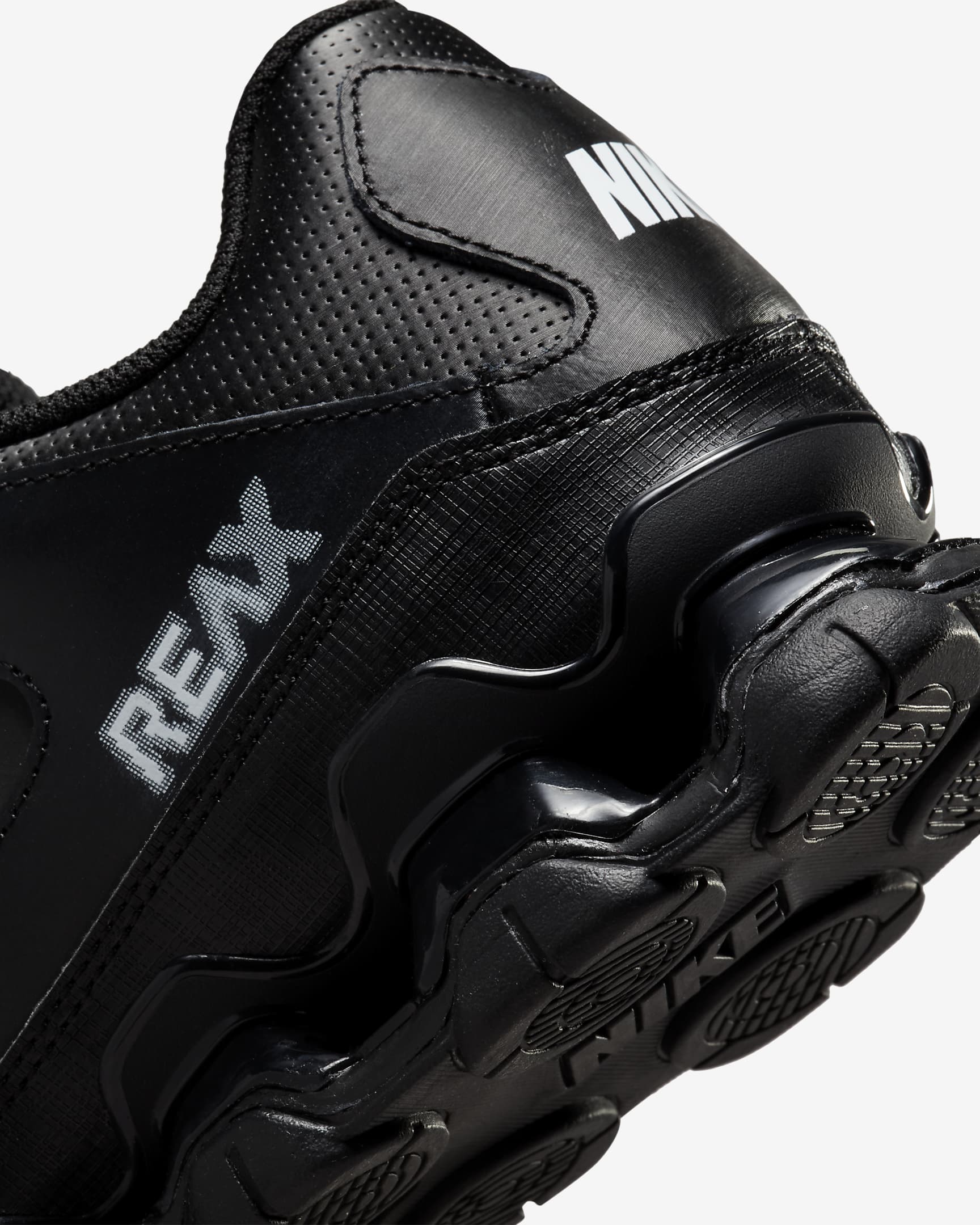 Nike Reax 8 TR Men's Workout Shoes. Nike NL