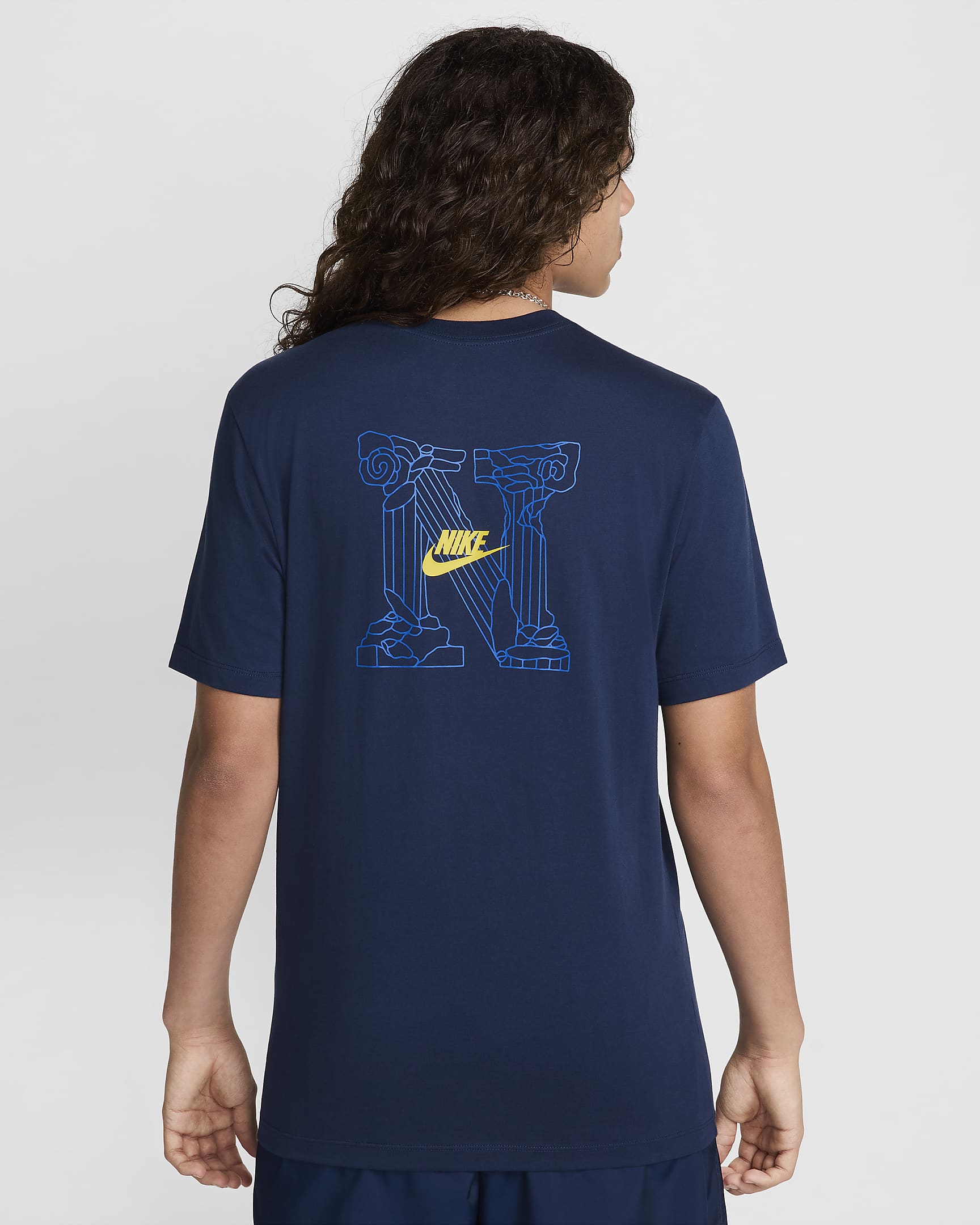 Nike Sportswear Men's T-Shirt - Midnight Navy